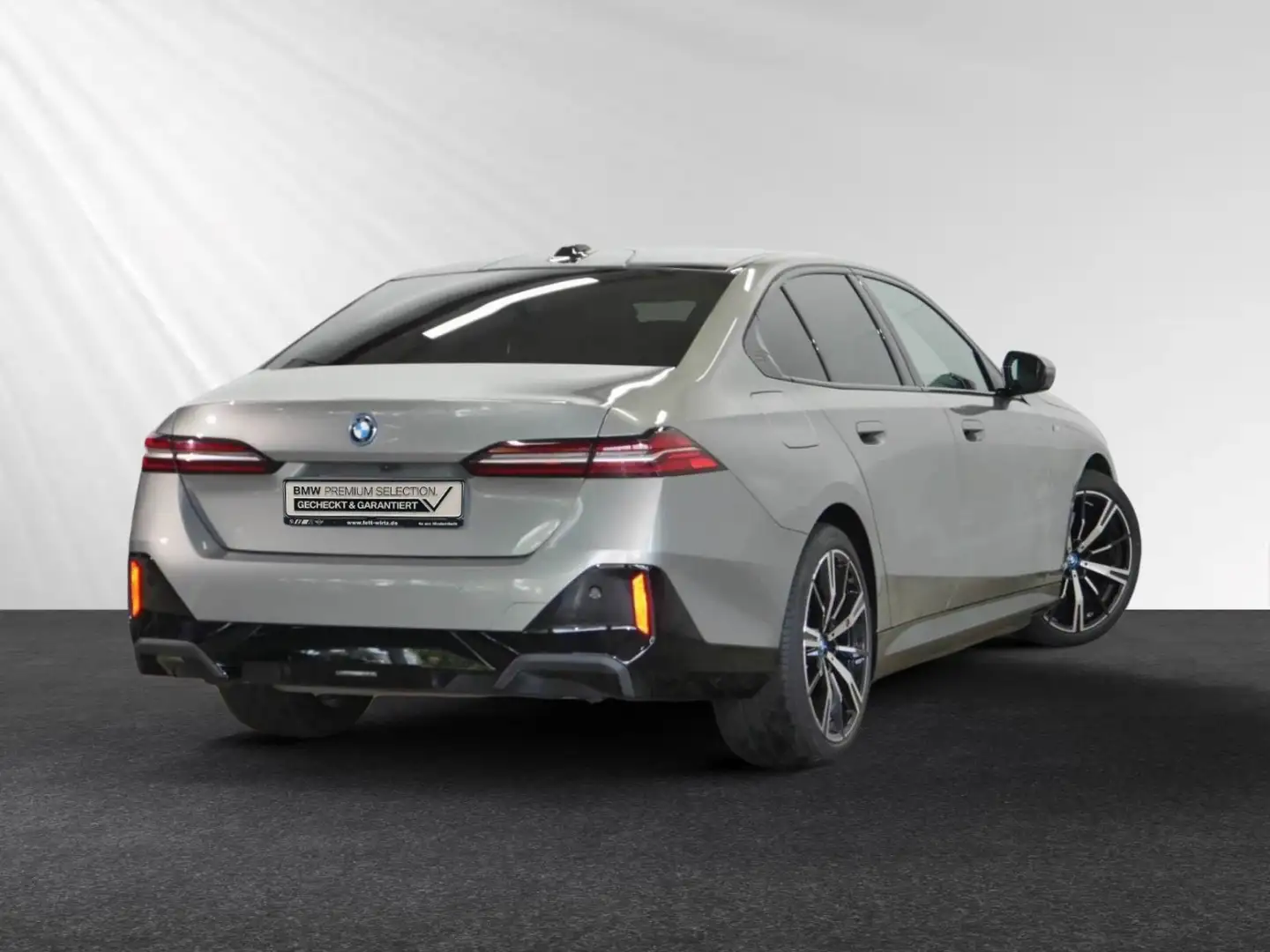 BMW 550 e xDrive M Sport|Autobahnass.|H/K|20"LMR Gris - 2