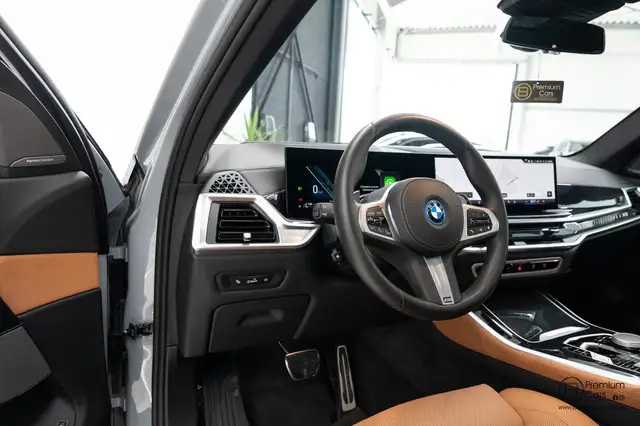BMW X5 view 9