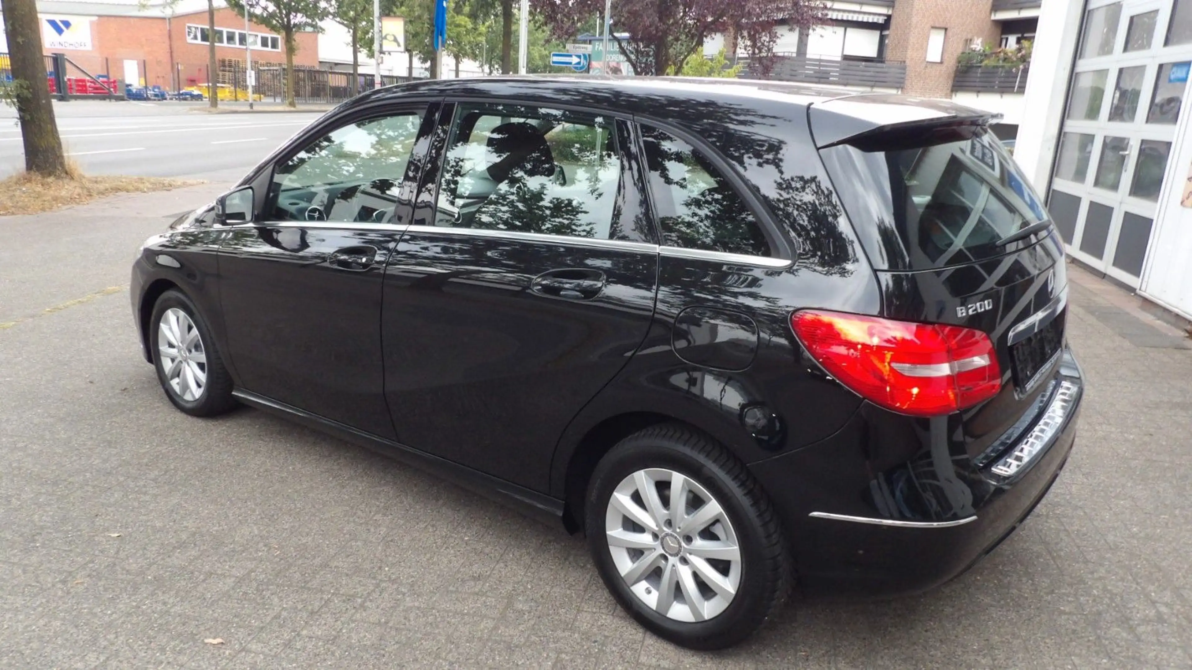 Mercedes-Benz B 200 B*PDC*SHZ*Automatik* — photo 8