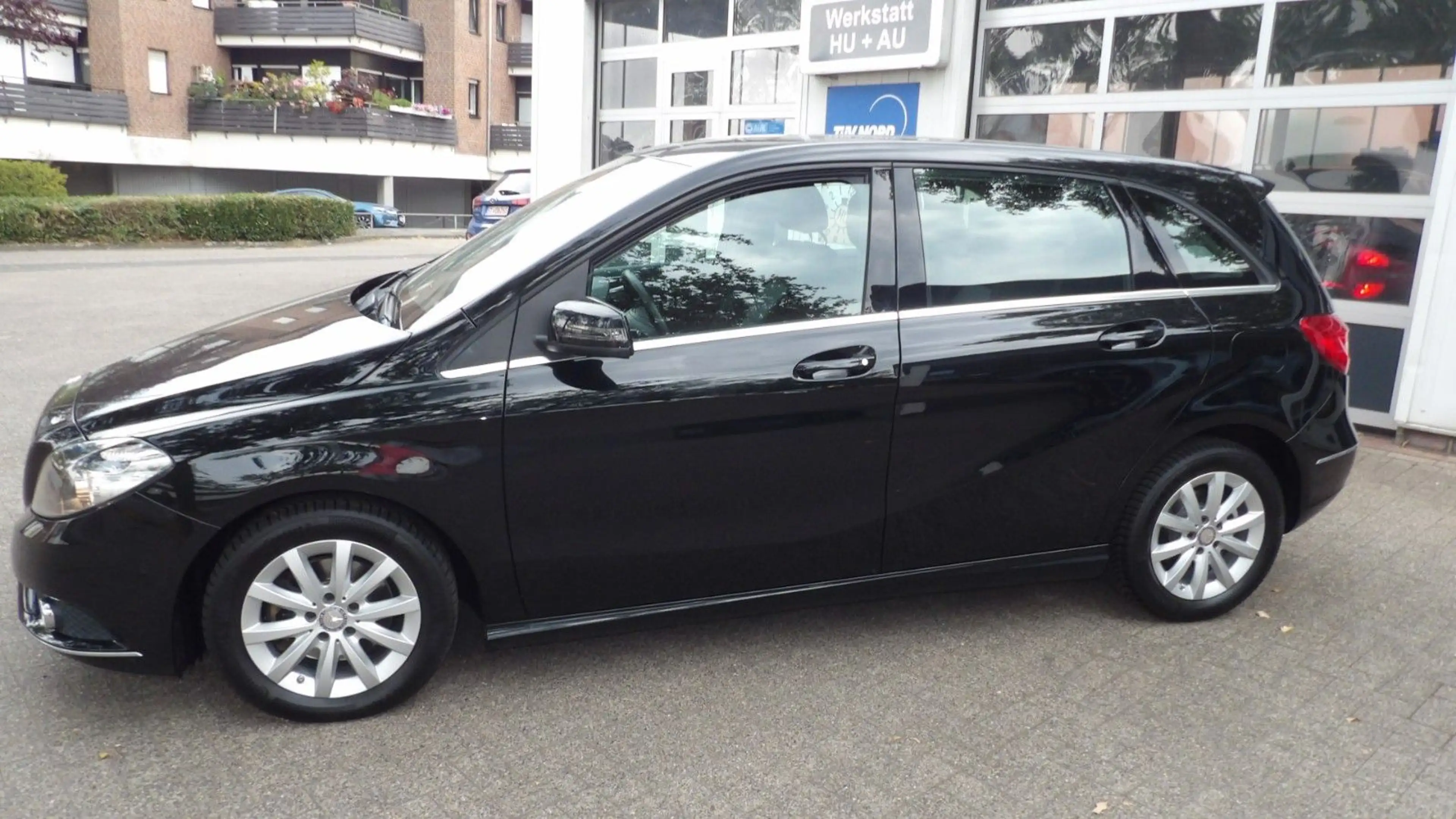 Mercedes-Benz B 200 B*PDC*SHZ*Automatik* — photo 9