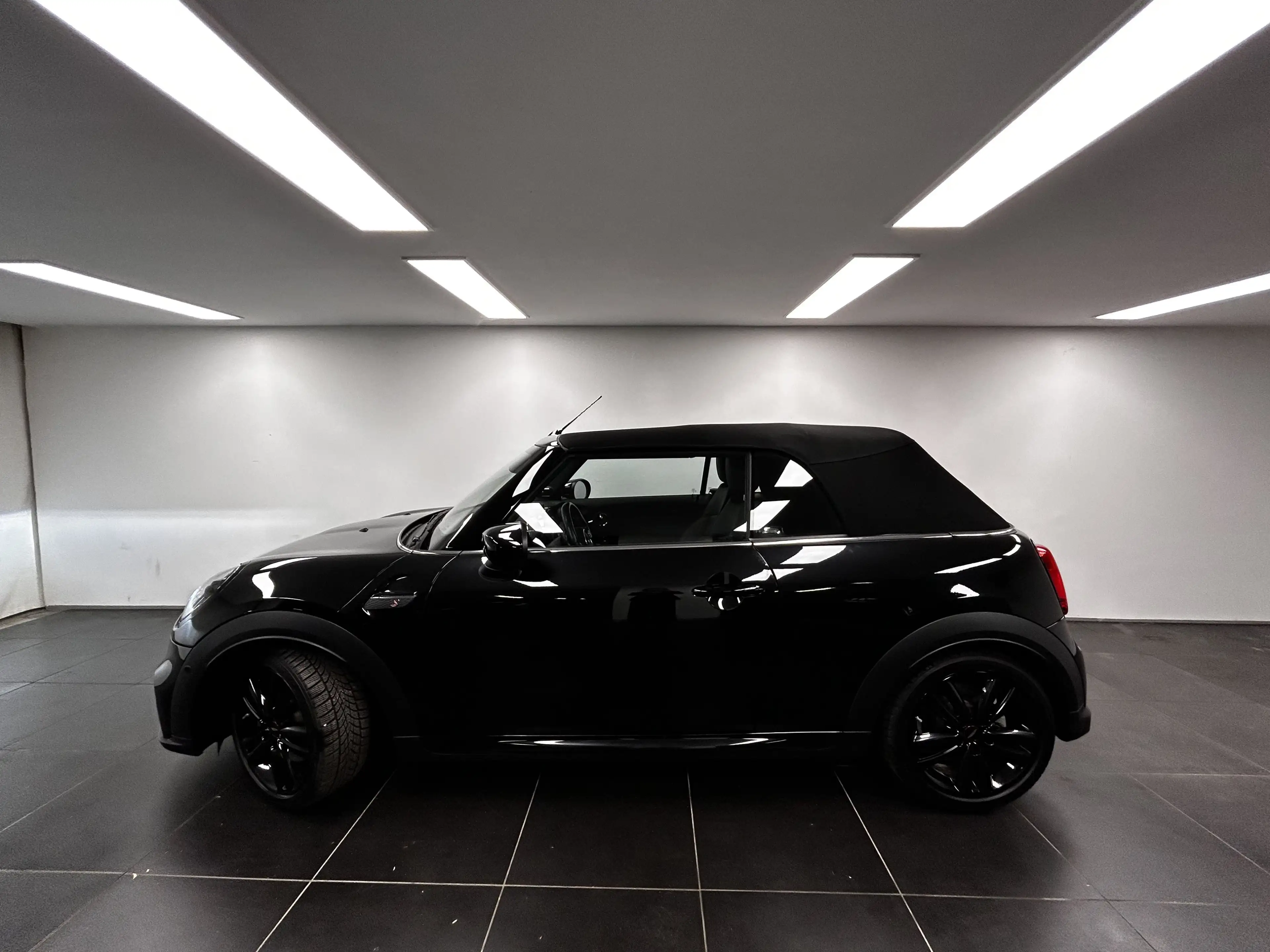 MINI Cooper S Cabrio Cooper S Cabrio — photo 2