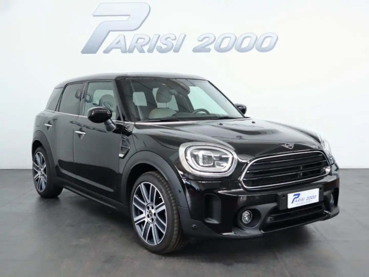 MINI One Countryman 1.5 Yours Connected Navigation crna - 2