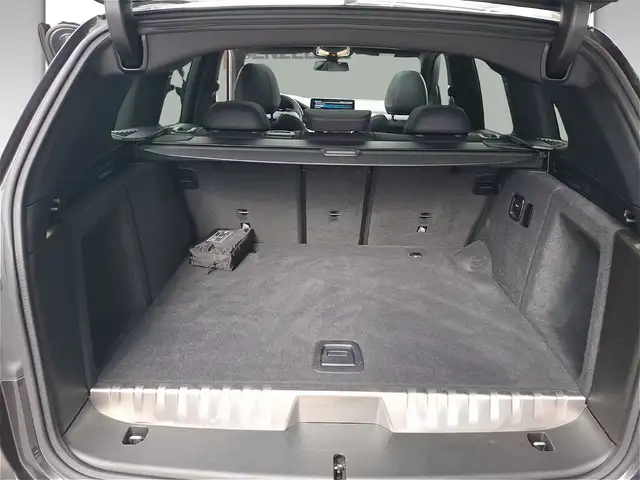 BMW X3 view 10