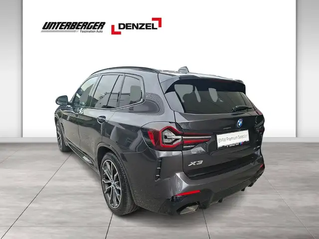 BMW X3 view 5