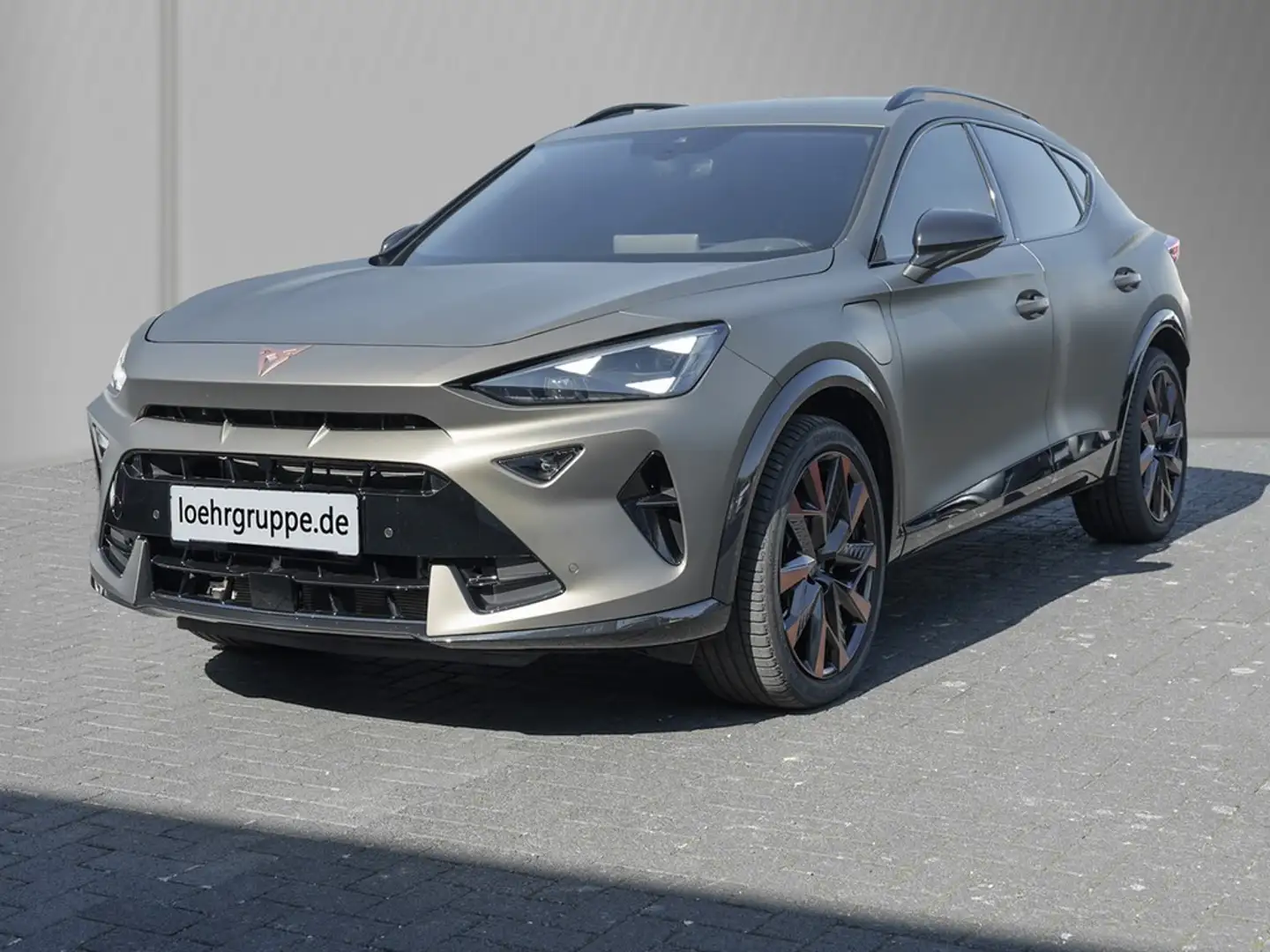 CUPRA Formentor 1.5 TSI DSG e-Hybrid VZ Matrix/Navi Bronze - 2