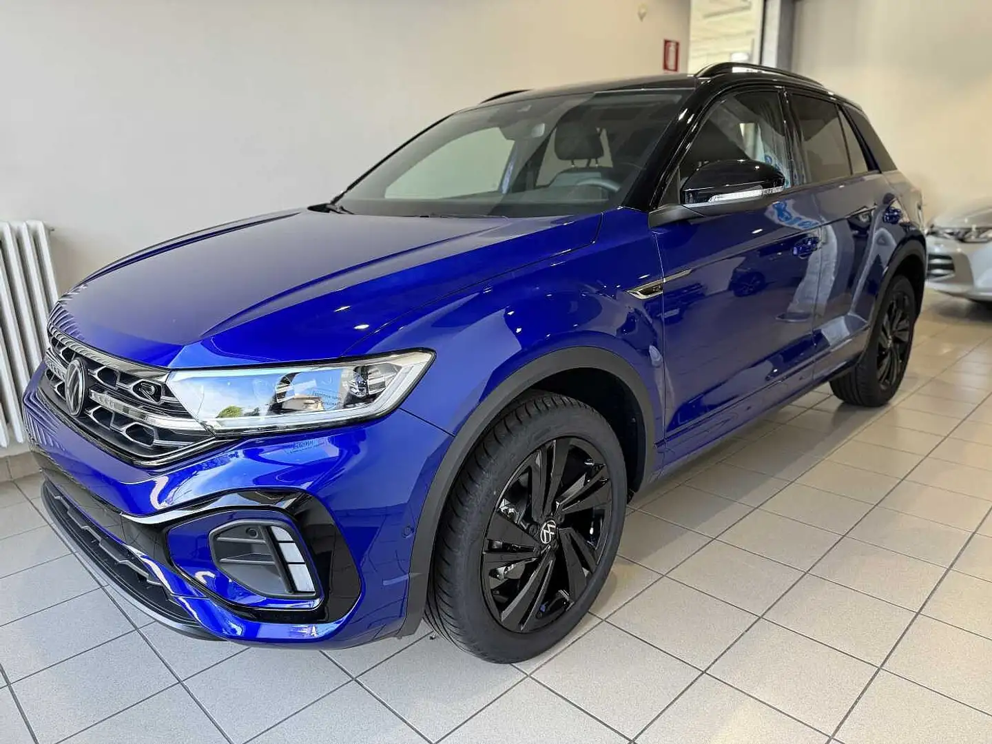 Volkswagen T-Roc 1ª serie 1.5 TSI ACT R-Line Plus KM ZERO Bleu - 2