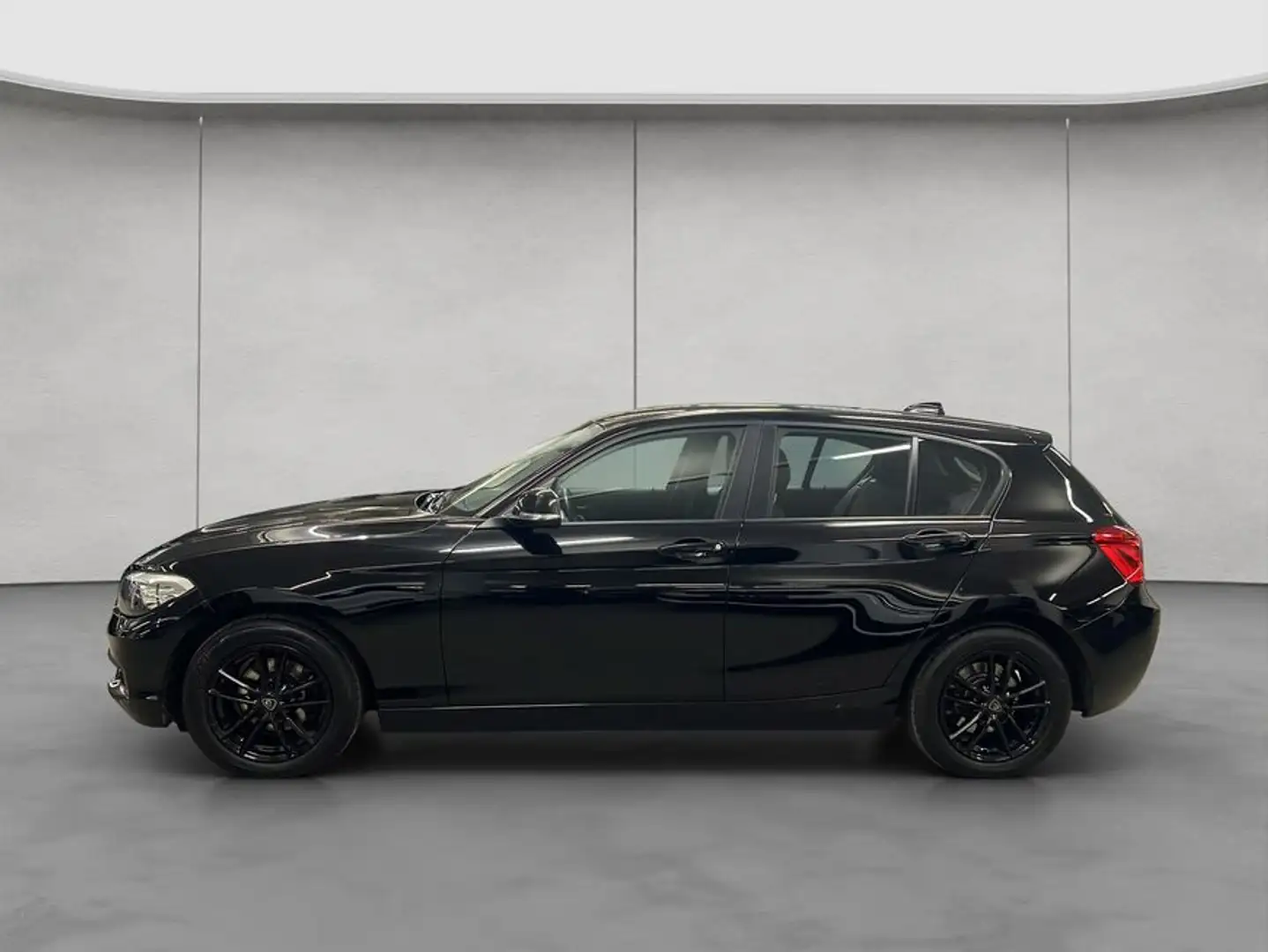 BMW 118 i Navi Schwarz - 2