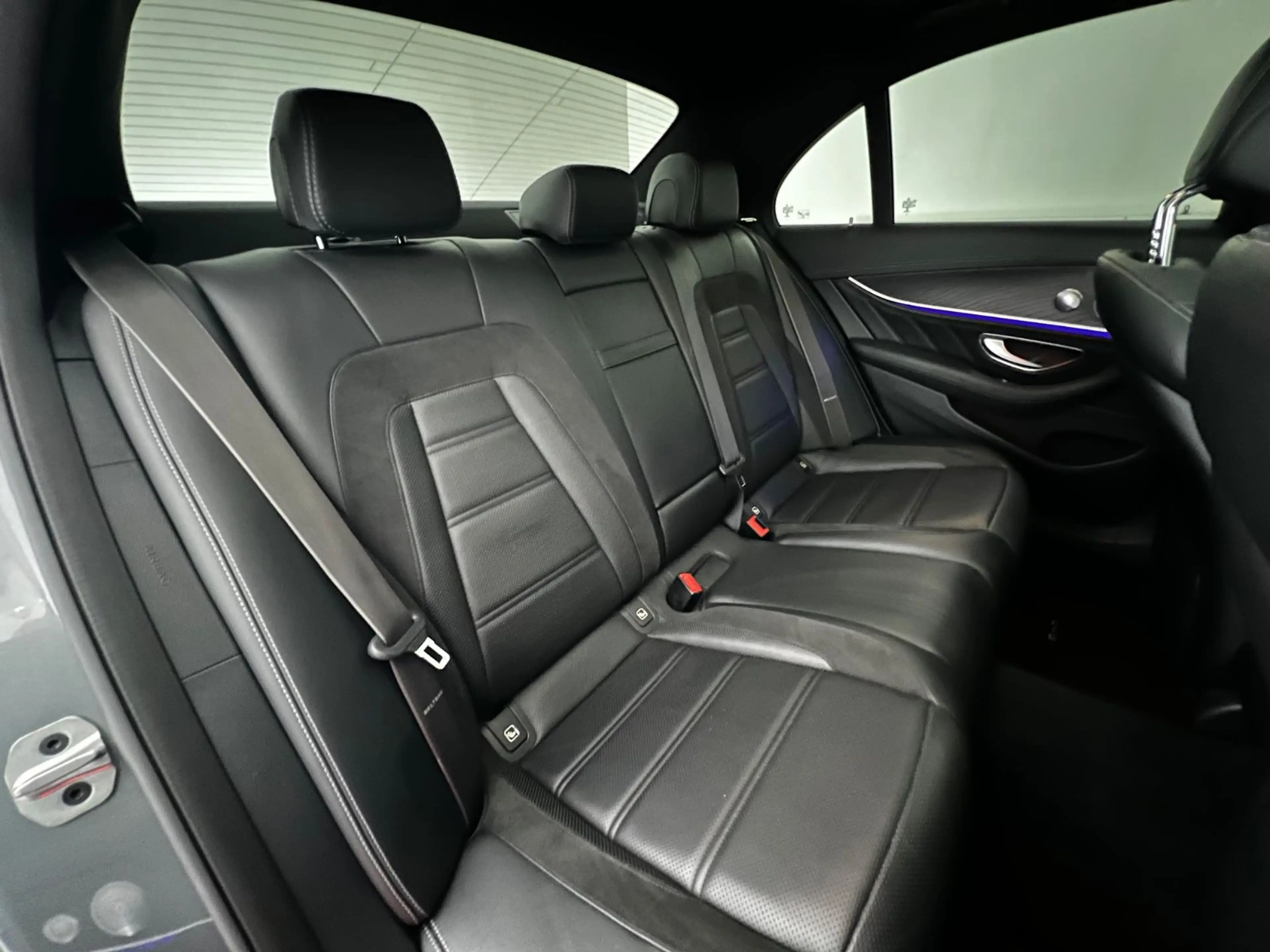 Mercedes-Benz E 53 AMG 4Matic+ /  TOP AUSTATT. / 457 PS / 4x4 — photo 7