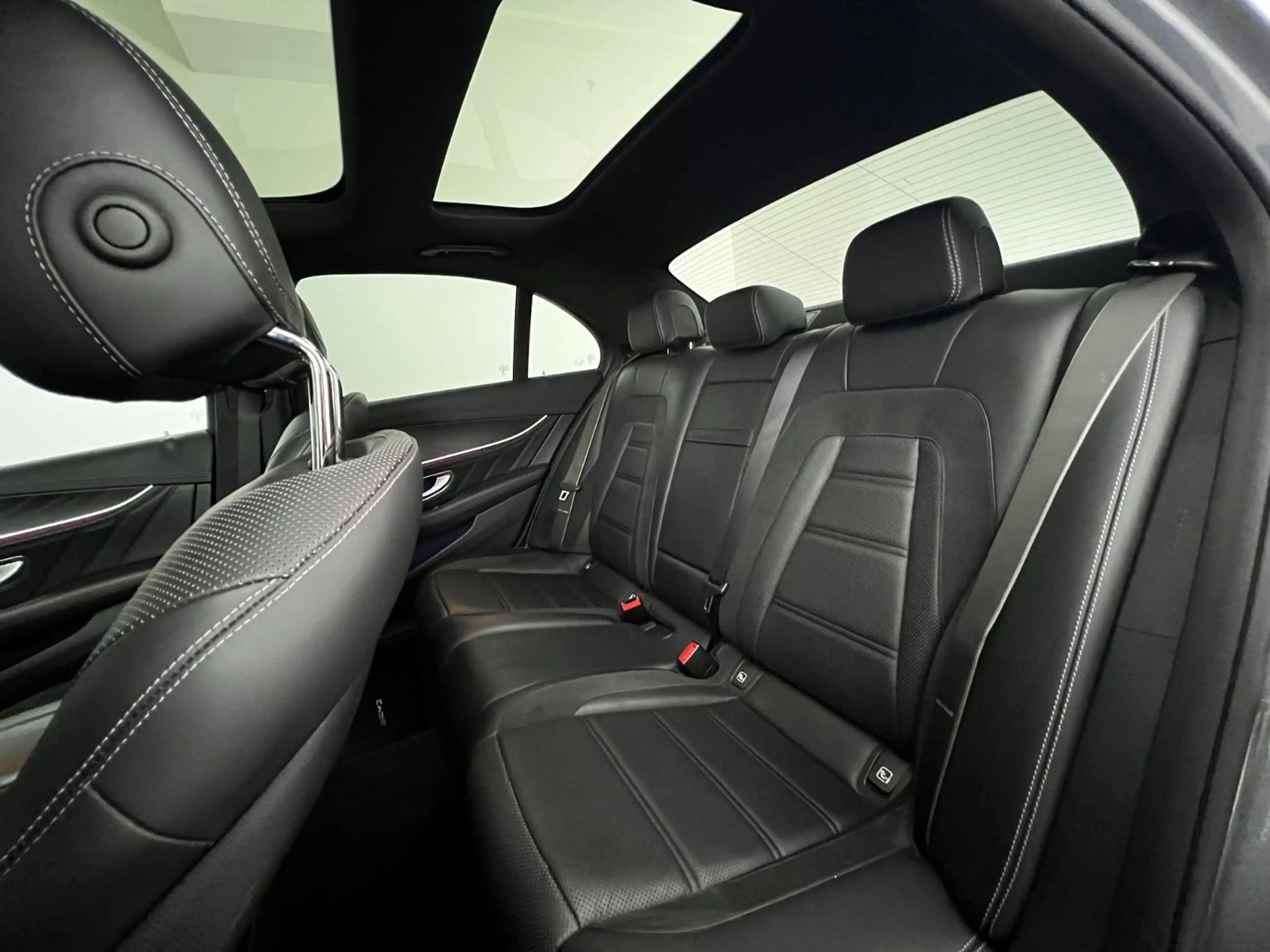 Mercedes-Benz E 53 AMG 4Matic+ /  TOP AUSTATT. / 457 PS / 4x4 — photo 8