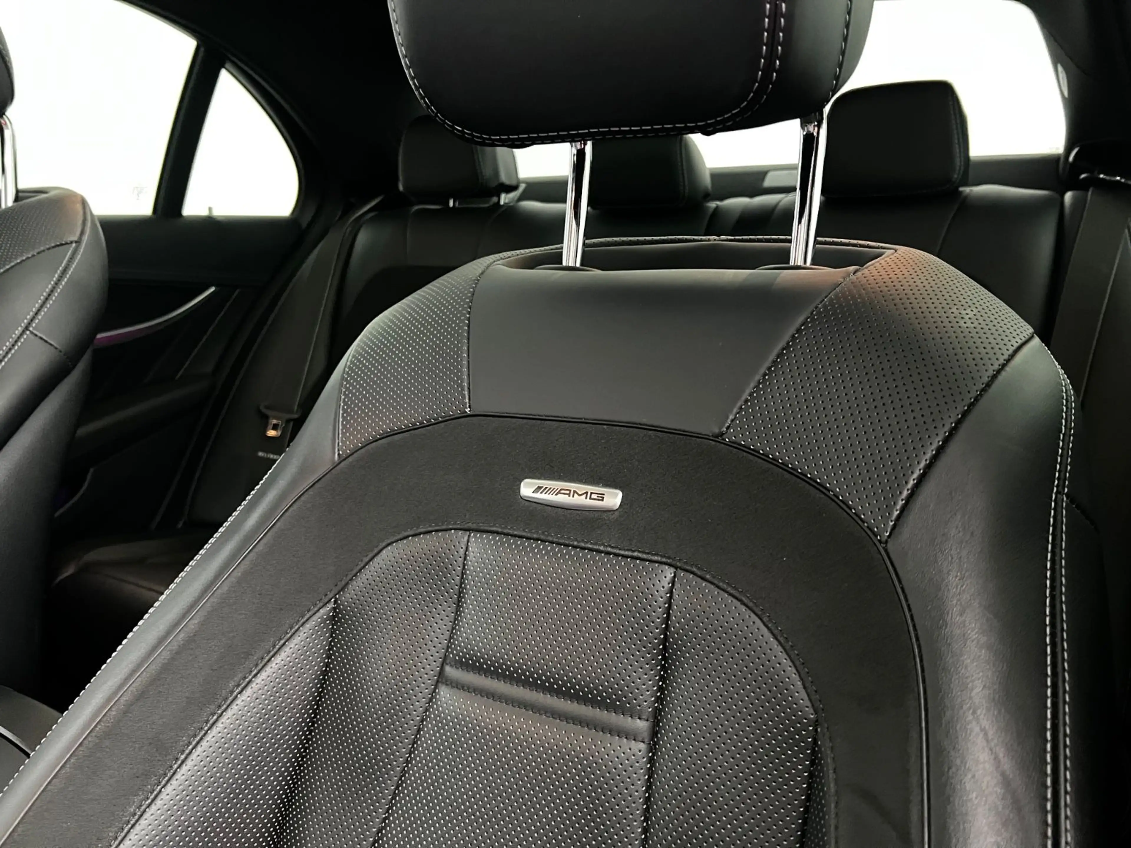 Mercedes-Benz E 53 AMG 4Matic+ /  TOP AUSTATT. / 457 PS / 4x4 — photo 10
