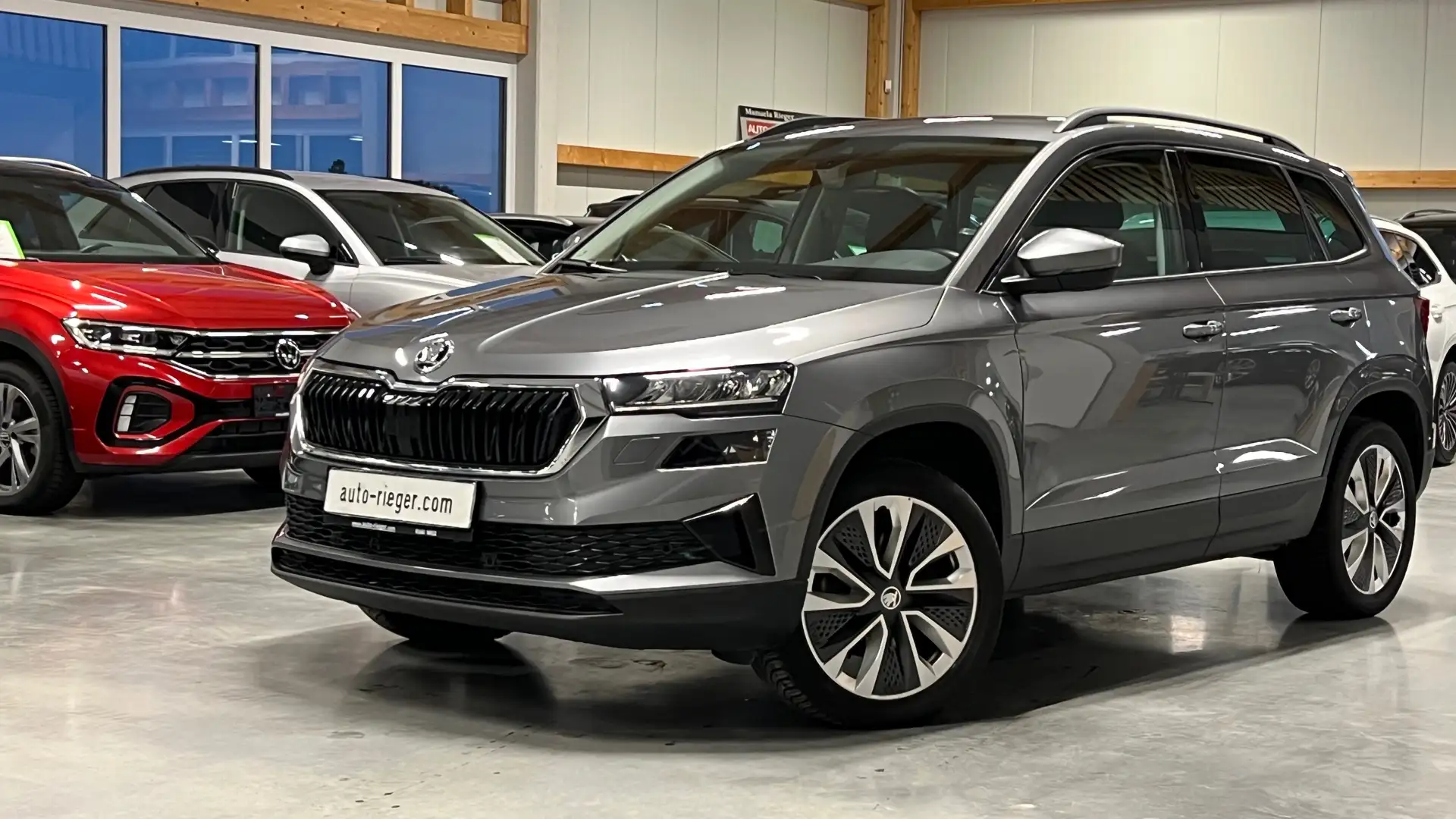 Skoda Karoq Style 4x4 AHK LED, ACC, Kamera Grau - 2