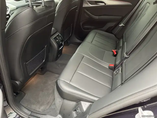BMW X4 M view 11