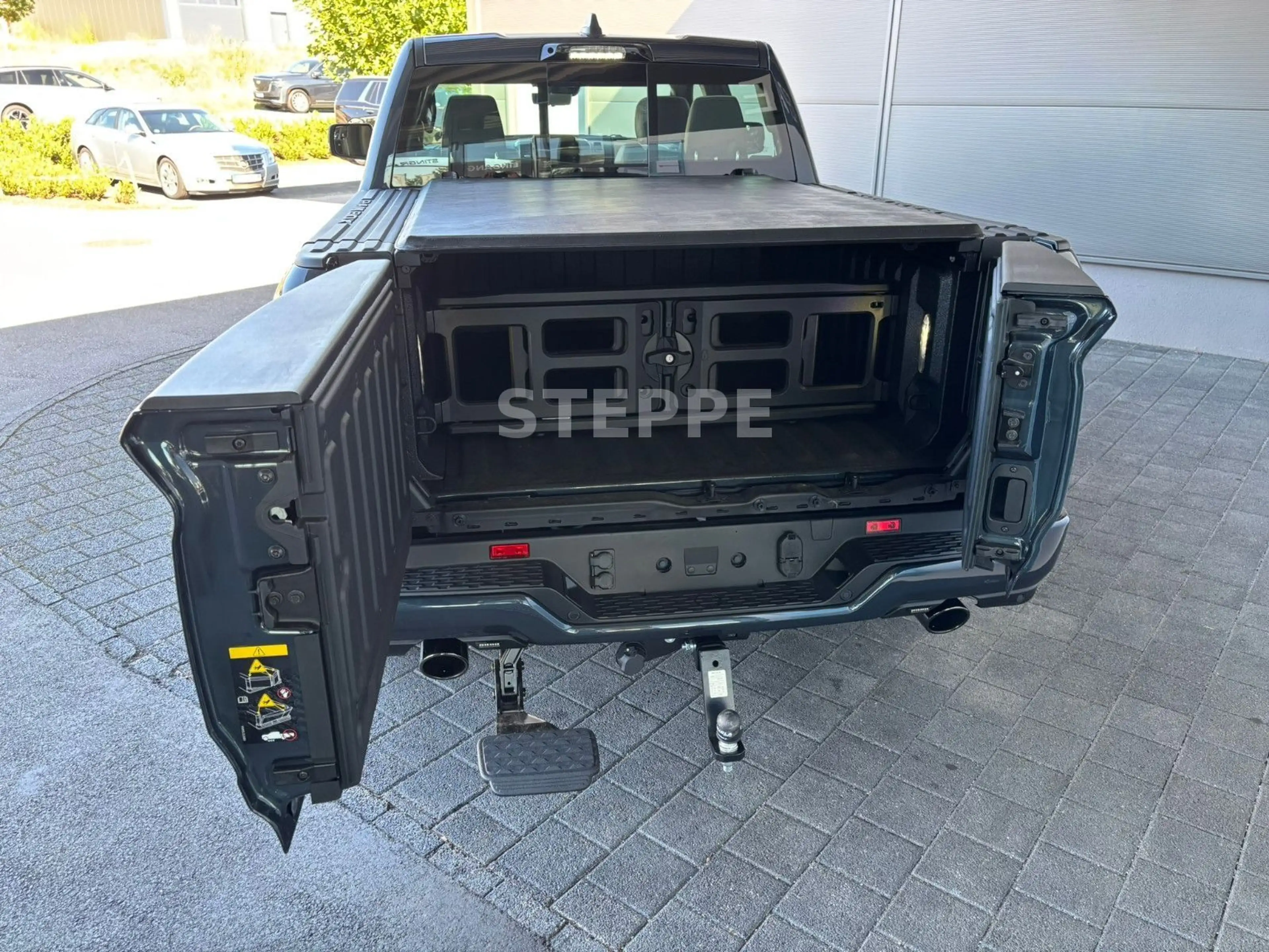 Dodge RAM 2026 RAM 1500 Limited Night 5,7LV8 Rambox MWK — photo 9