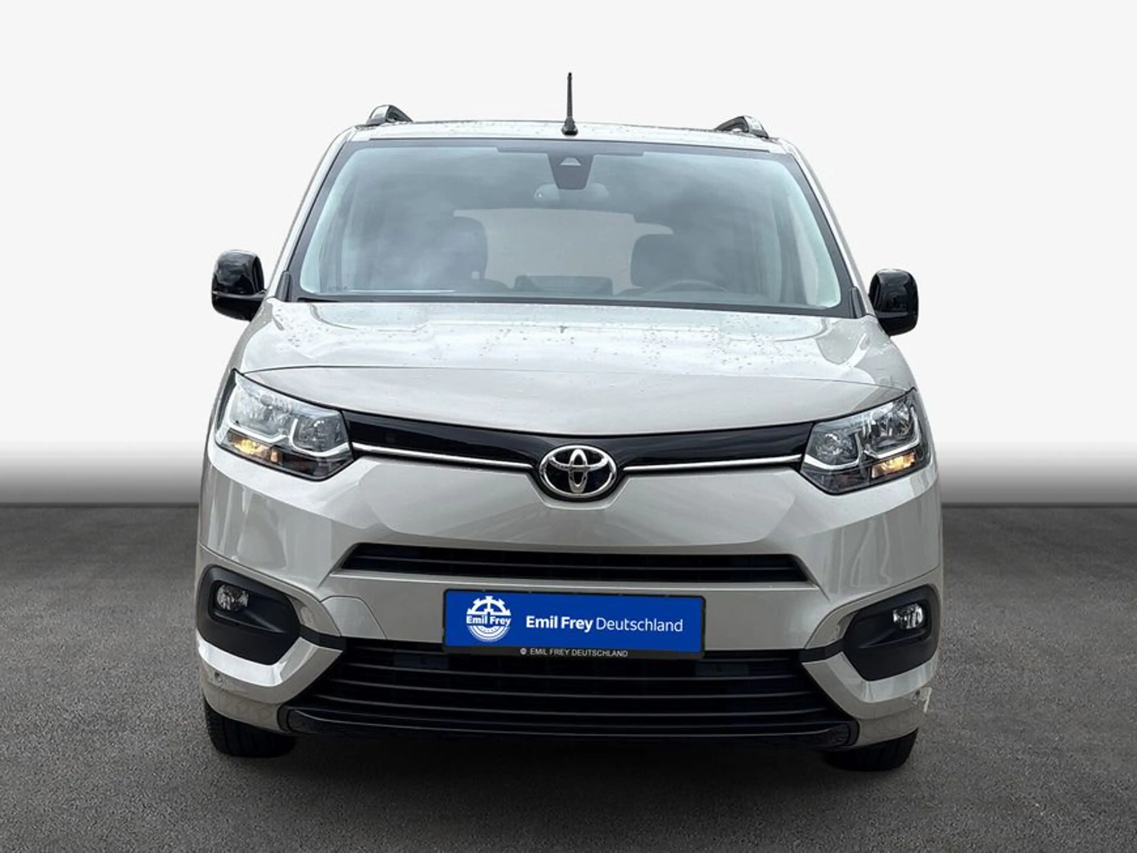 Toyota Proace City Proace City Verso 1.2 Turbo L1 Team D *Panorama* — photo 3