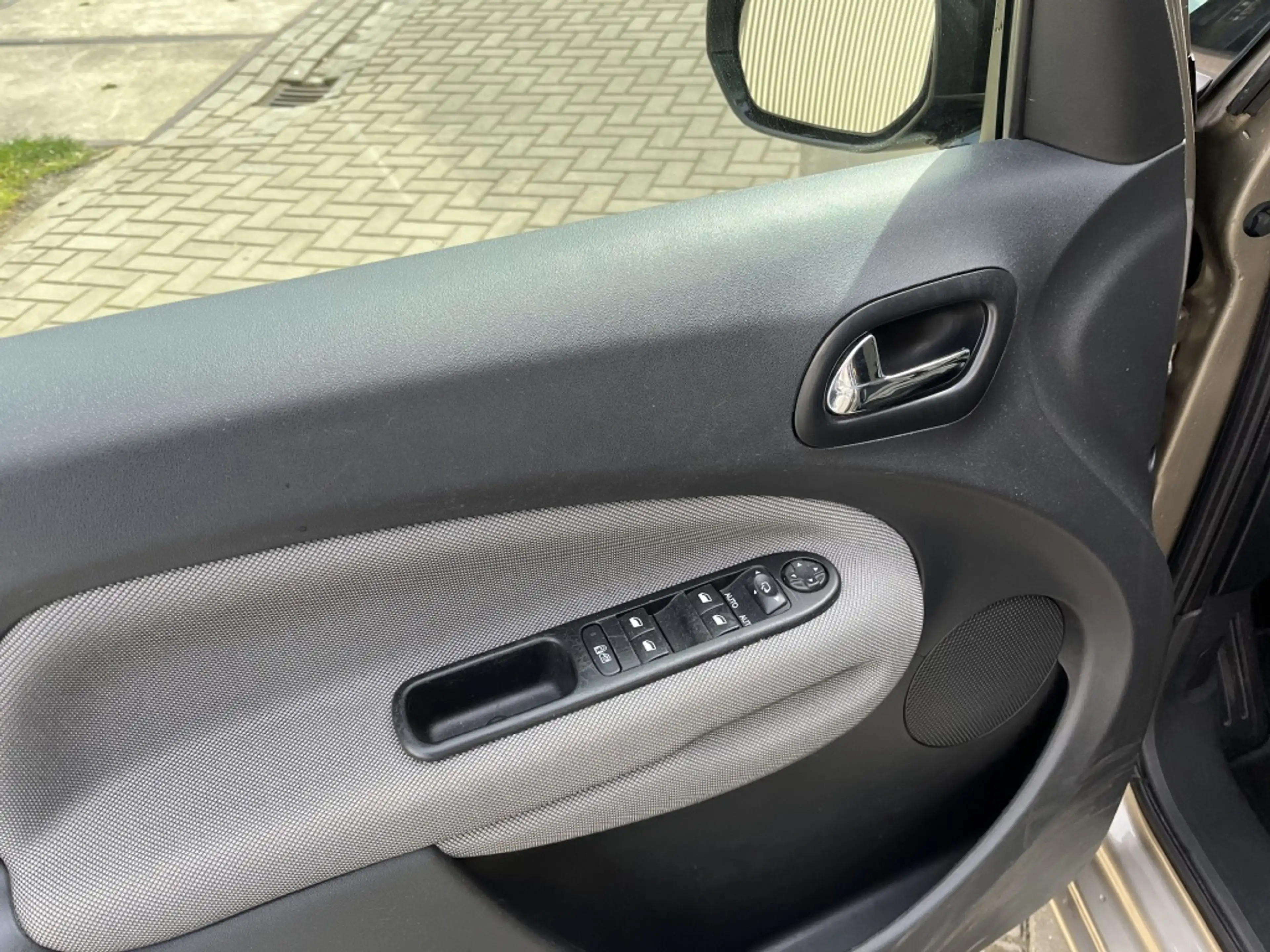 Citroen C3 Picasso 1.6 VTi Collection — photo 7