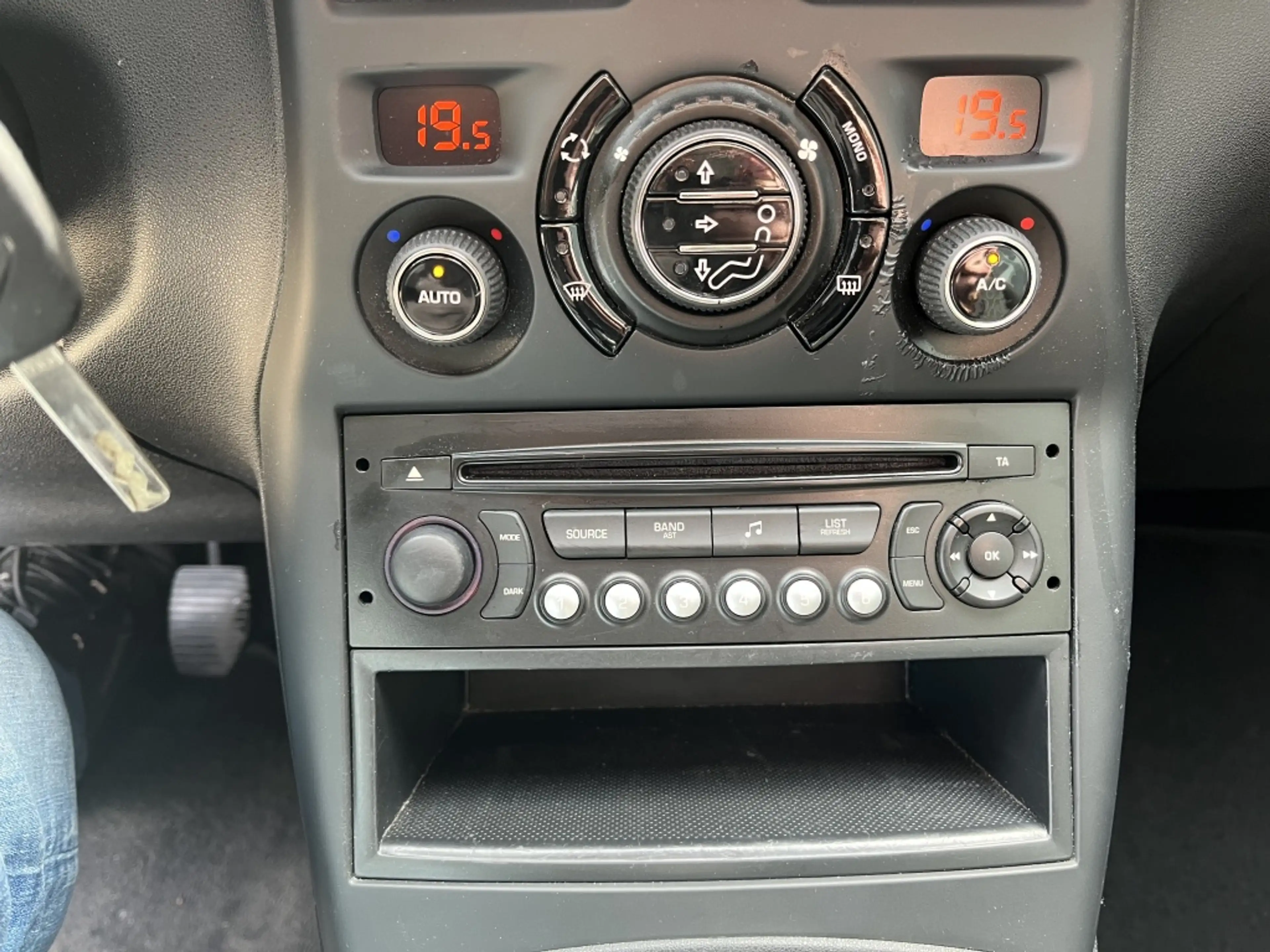 Citroen C3 Picasso 1.6 VTi Collection — photo 12