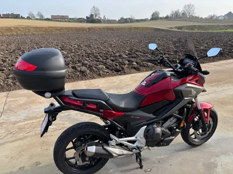 Honda NC 750 - foto 2