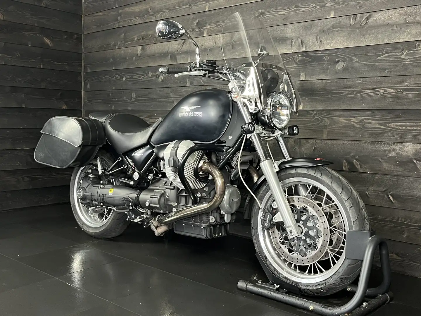Moto Guzzi Bellagio 940 Zwart - 2