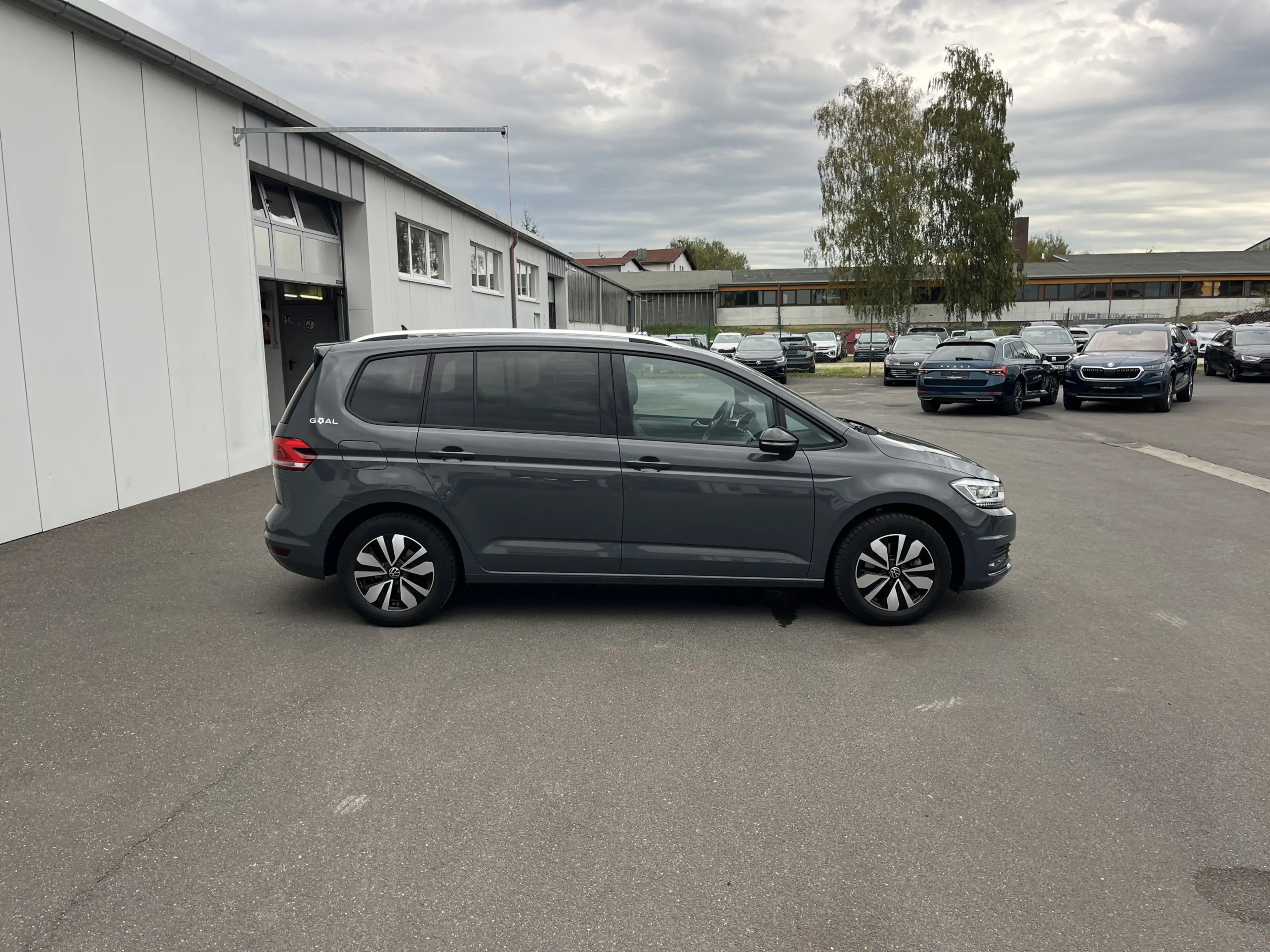 Volkswagen Touran 1.5 TSI DSG GOAL 188€ m.20% Anz. 7-Sitze AHK Nav — photo 6