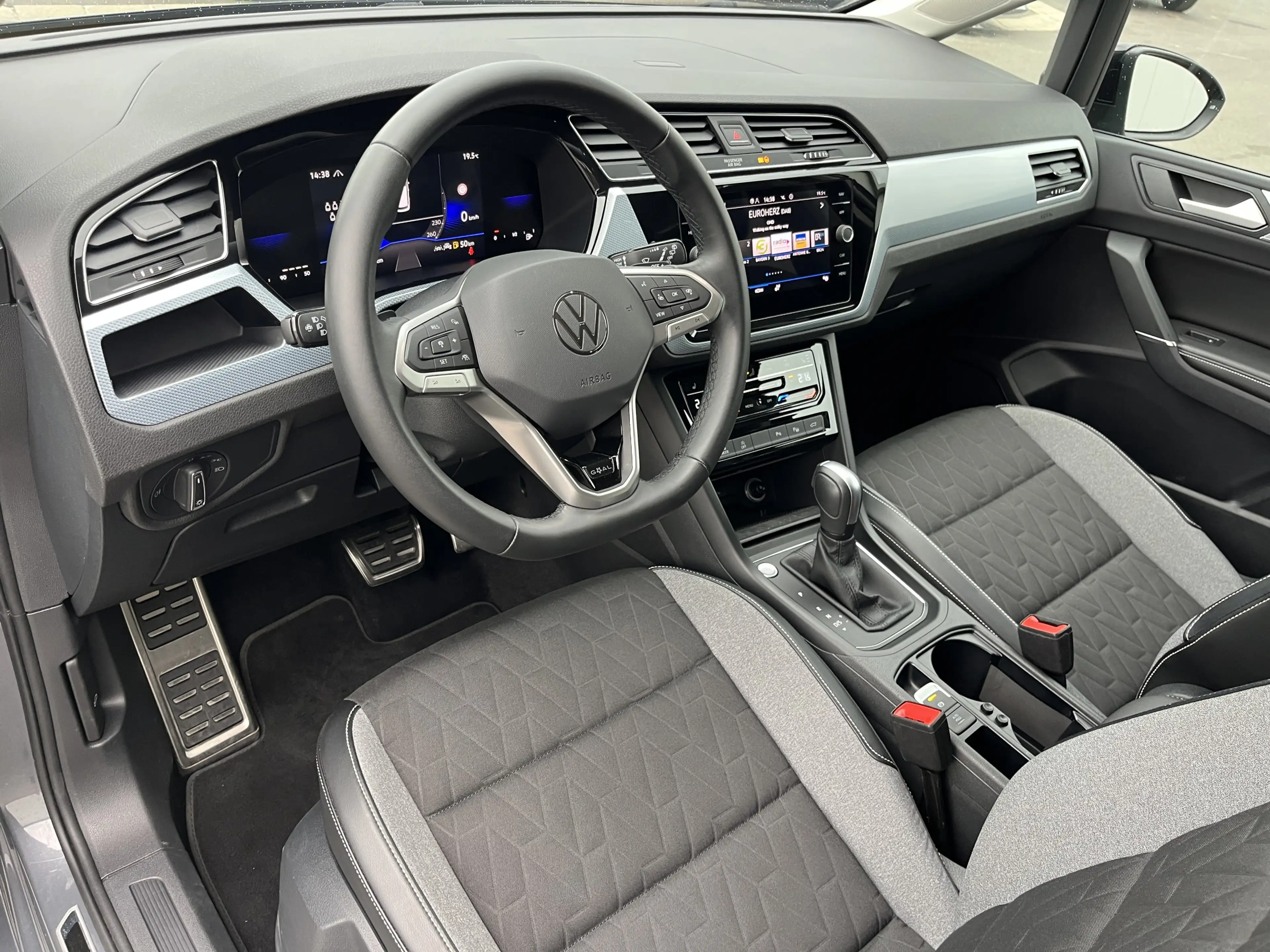 Volkswagen Touran 1.5 TSI DSG GOAL 188€ m.20% Anz. 7-Sitze AHK Nav — photo 12