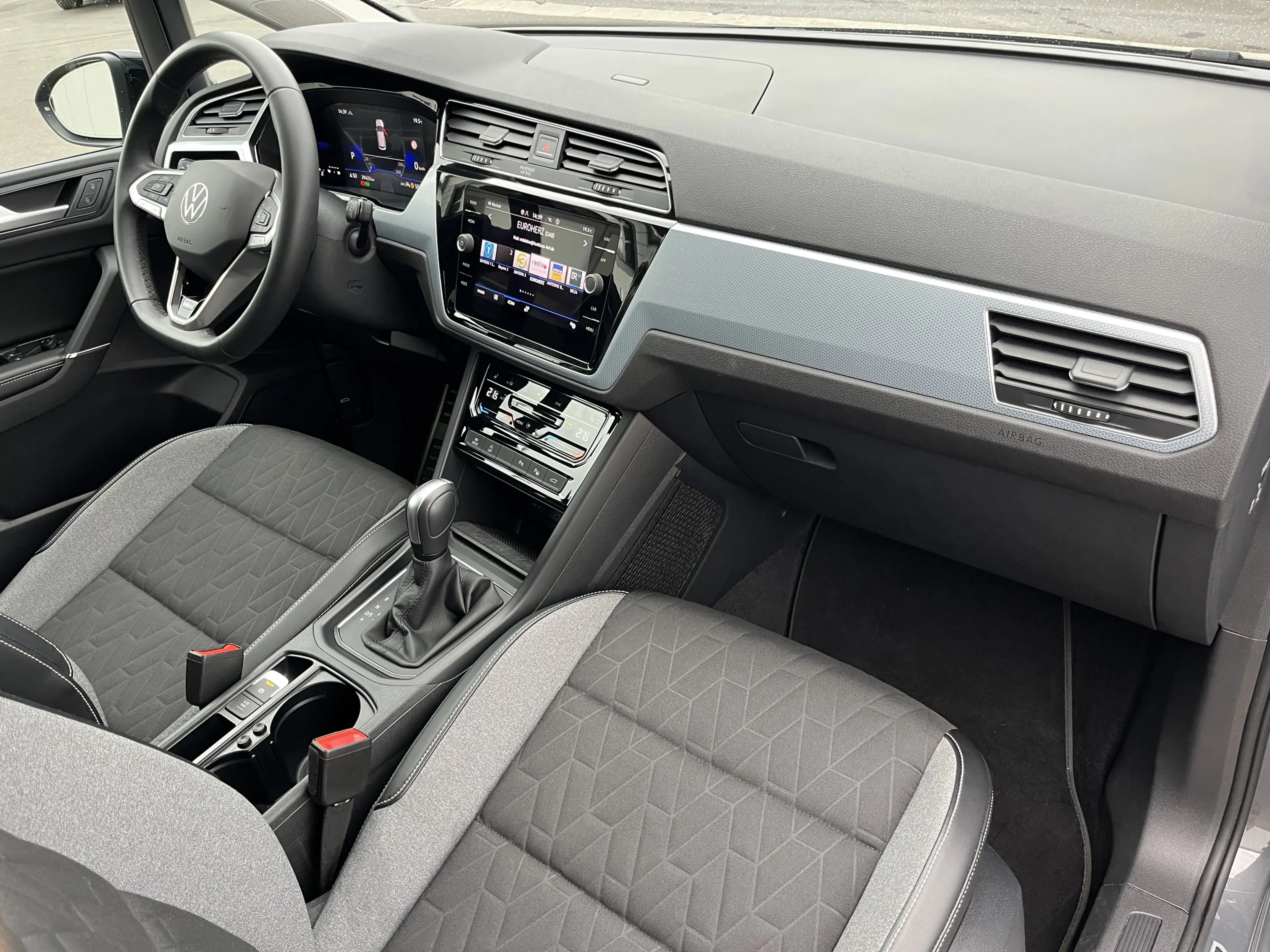 Volkswagen Touran 1.5 TSI DSG GOAL 188€ m.20% Anz. 7-Sitze AHK Nav — photo 14