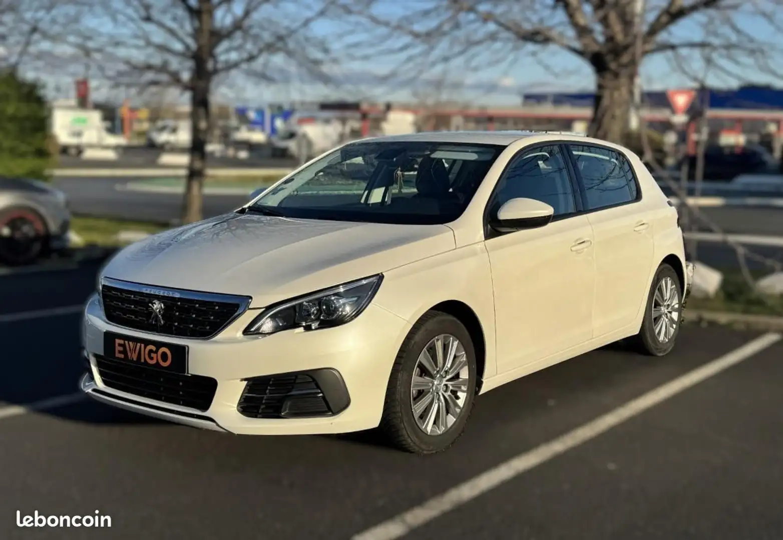 Peugeot 308 GENERATION-II 1.2 PURETECH 130CH ALLURE START-STOP Blanc - 1