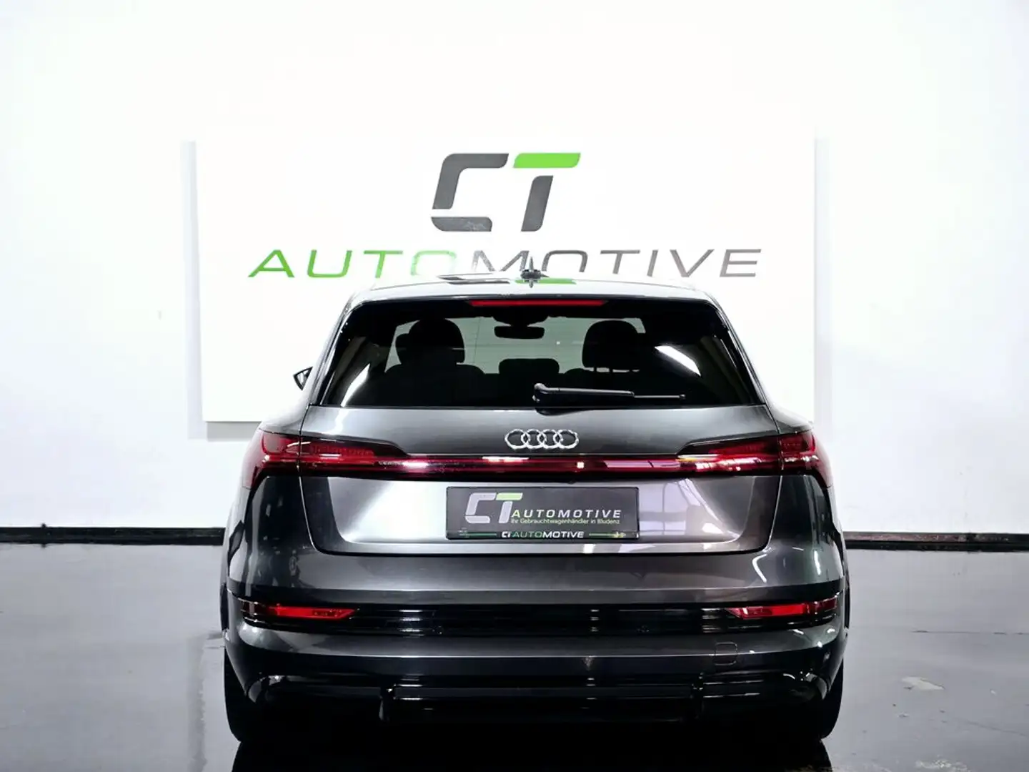 Audi e-tron E-Tron S Quattro 95kWh ‼️1 HAND*MWST. AUSW.‼️ Grau - 2