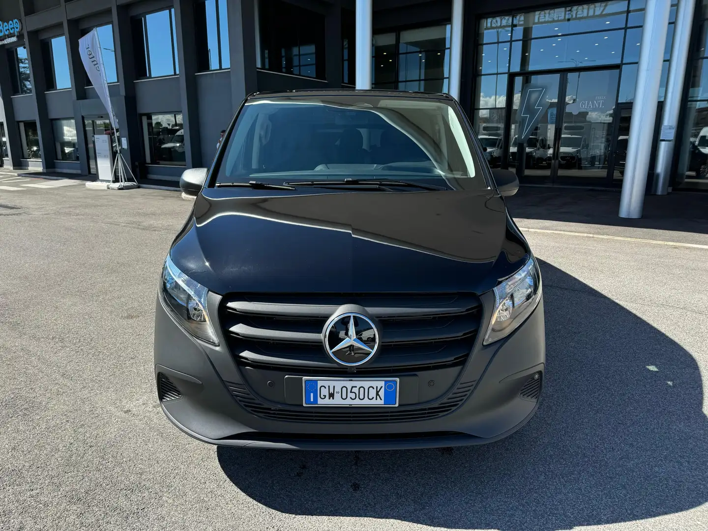 Mercedes-Benz Vito long tourer - 2