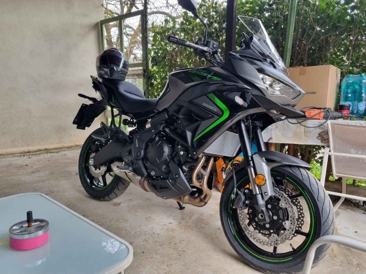 Kawasaki Versys 650 b Zwart - 2