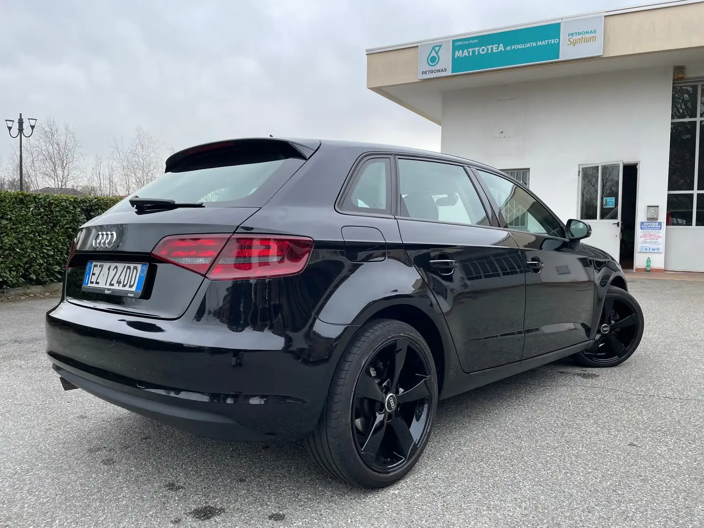Audi A3 1.6 TDI 110 CV - 2
