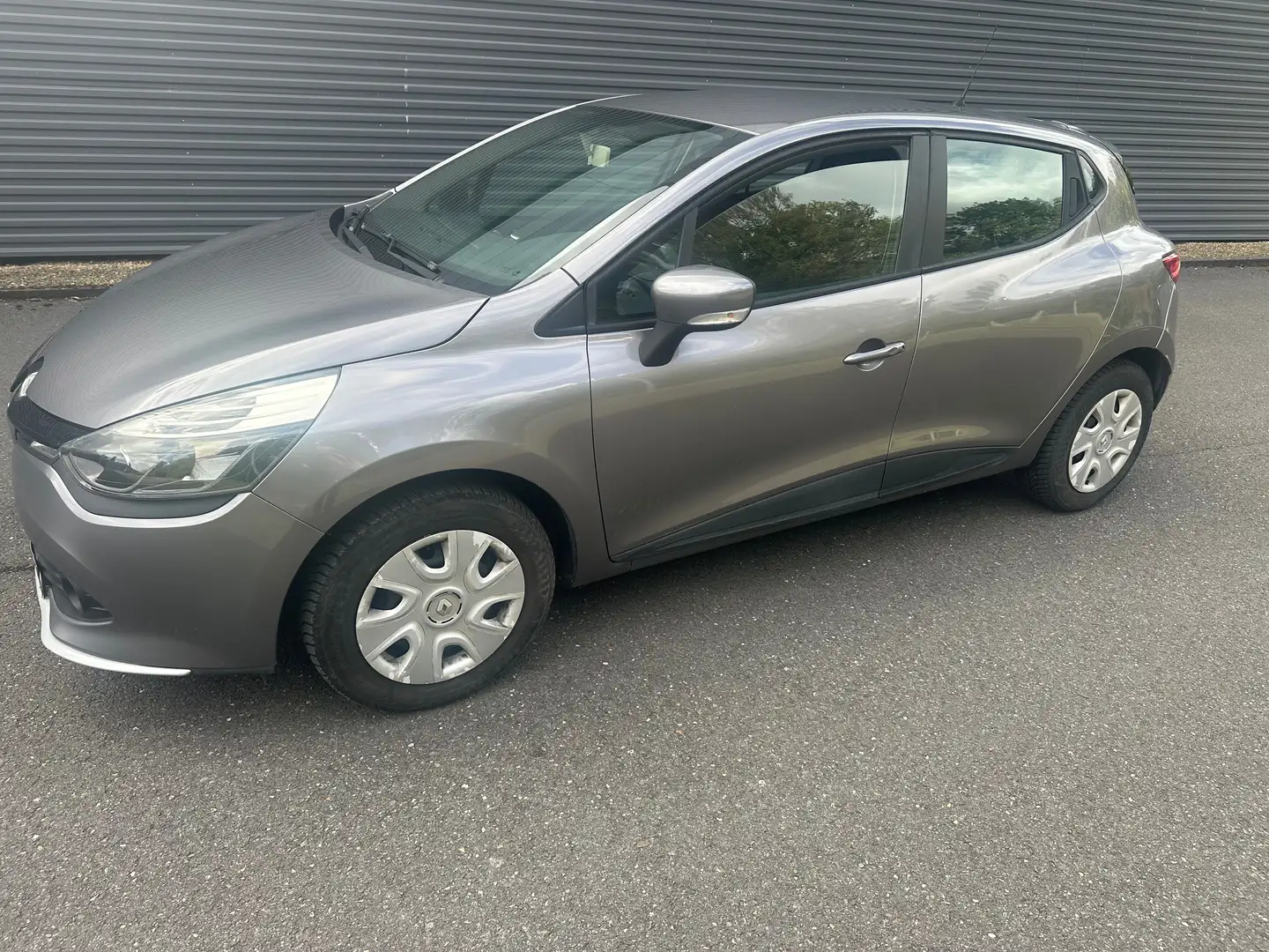 Renault Clio Clio 1.2i Collection Gris - 1