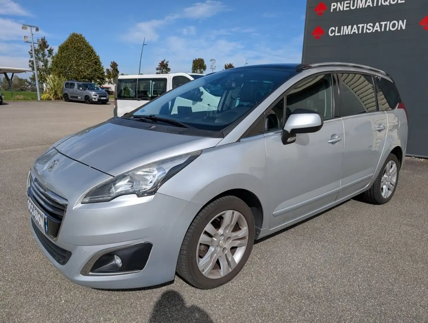 Peugeot 5008 1.6 BLUEHDI 120CH ALLURE S\u0026S EAT6 Gris - 2