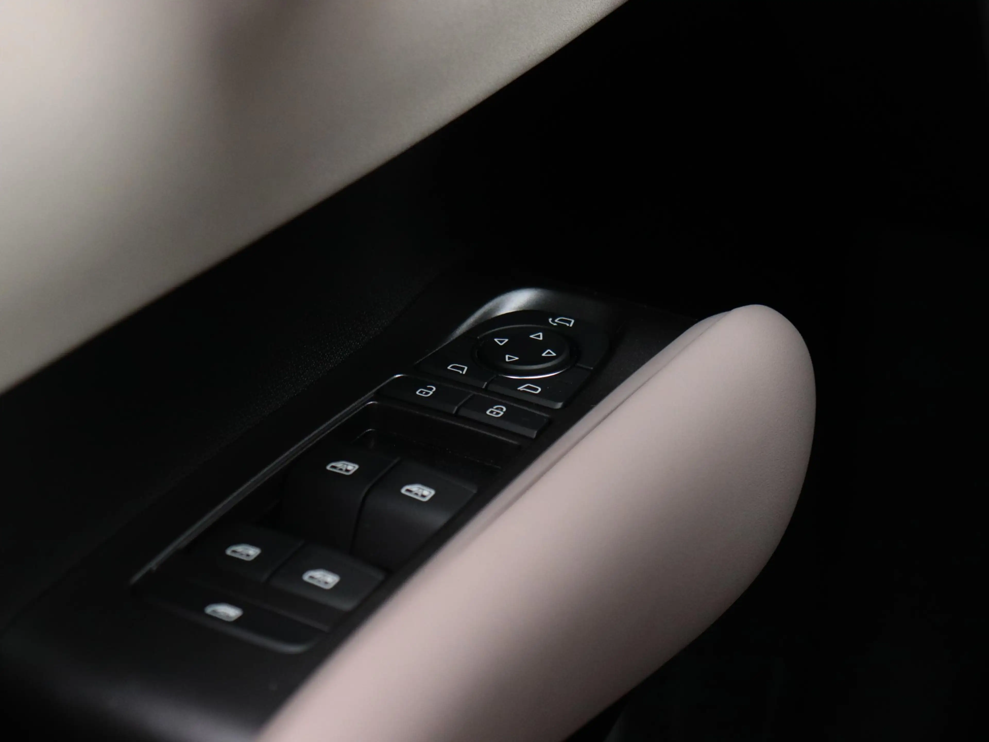 BYD Atto 3 EVO Design 74.8 kWh | Direct beschikbaar | Beige i — photo 14