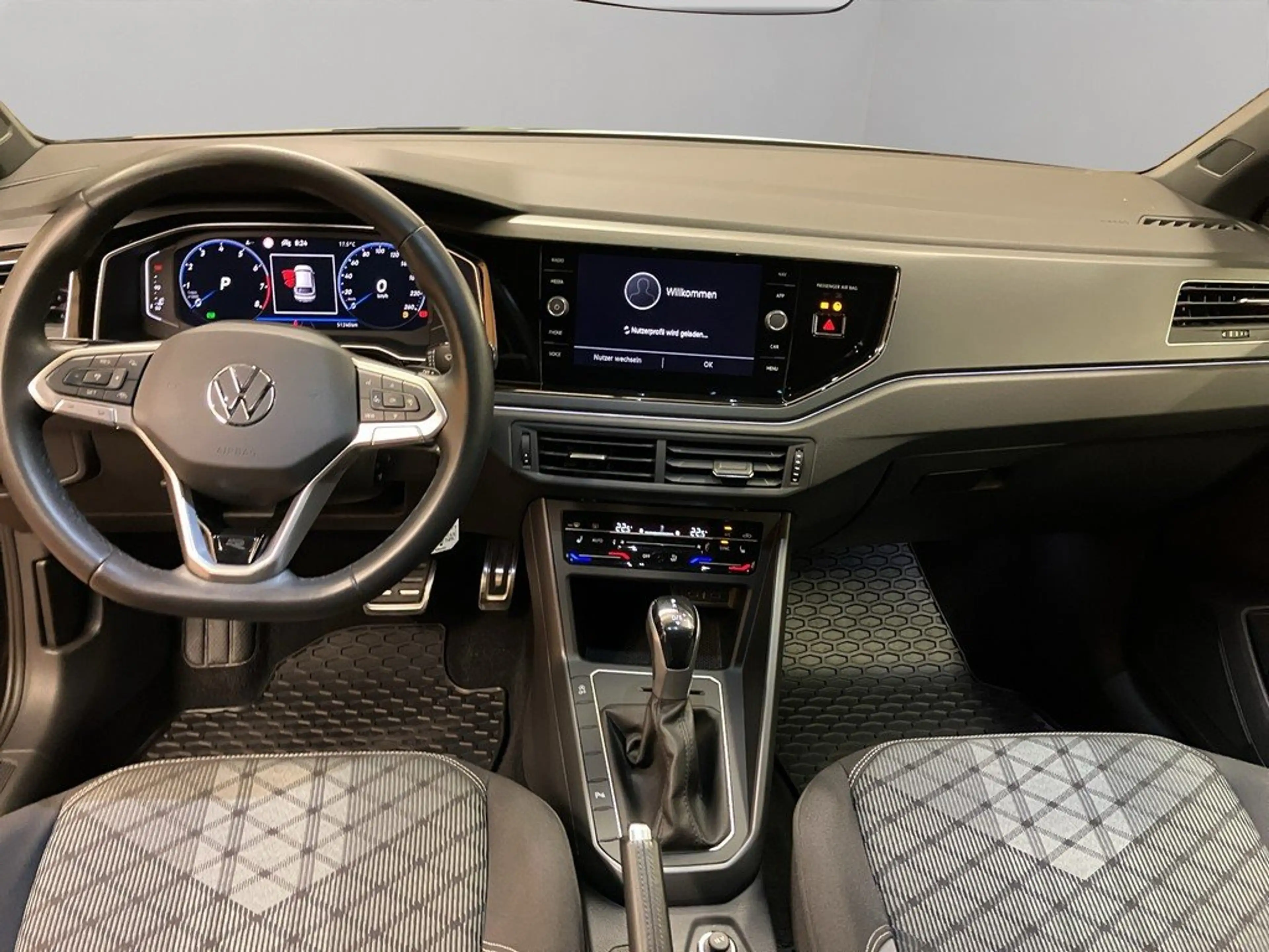 Volkswagen Taigo 1.0 TSI R line Matrix ACC App Connect — photo 12