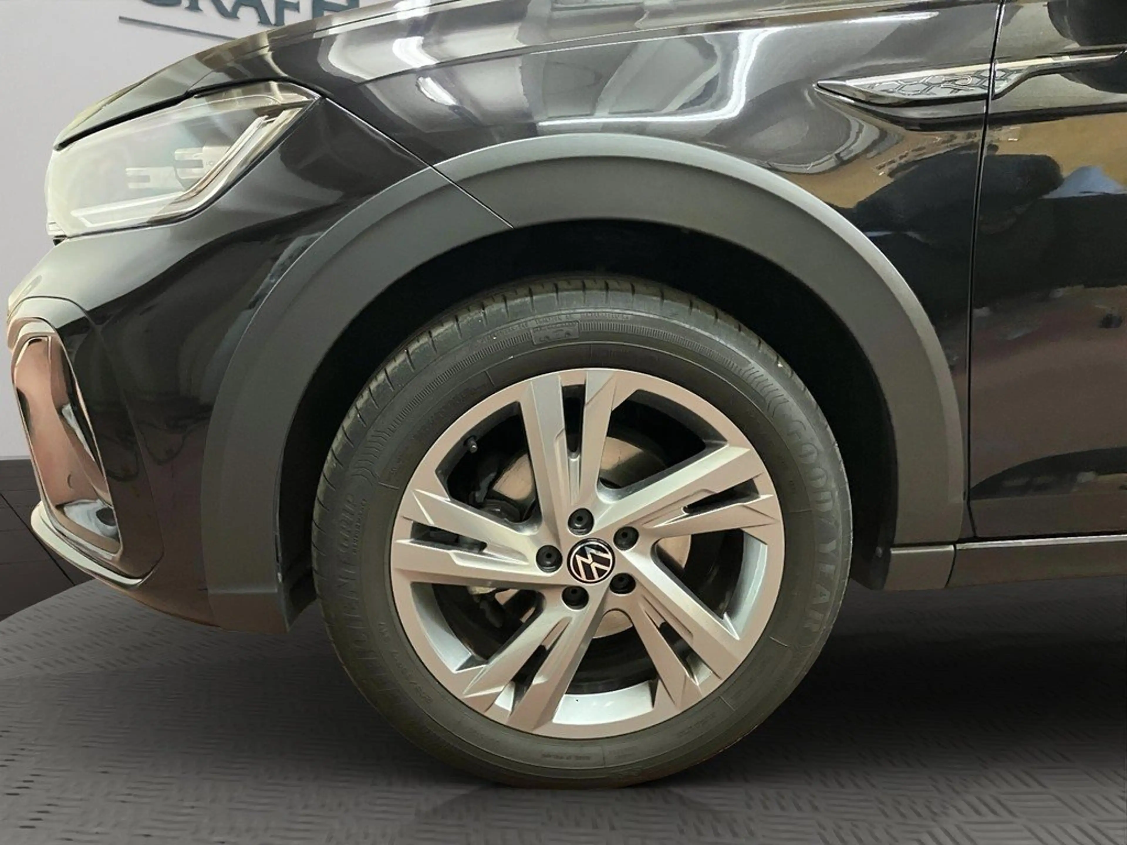 Volkswagen Taigo 1.0 TSI R line Matrix ACC App Connect — photo 2