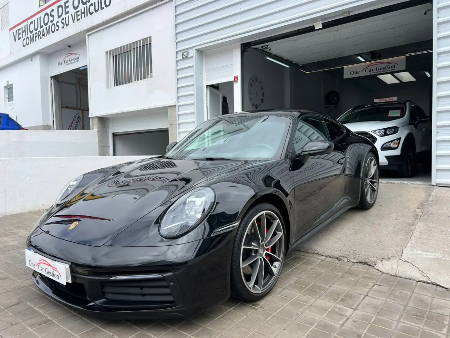 Porsche 992 Carrera 4S Coupé PDK Negro - 2