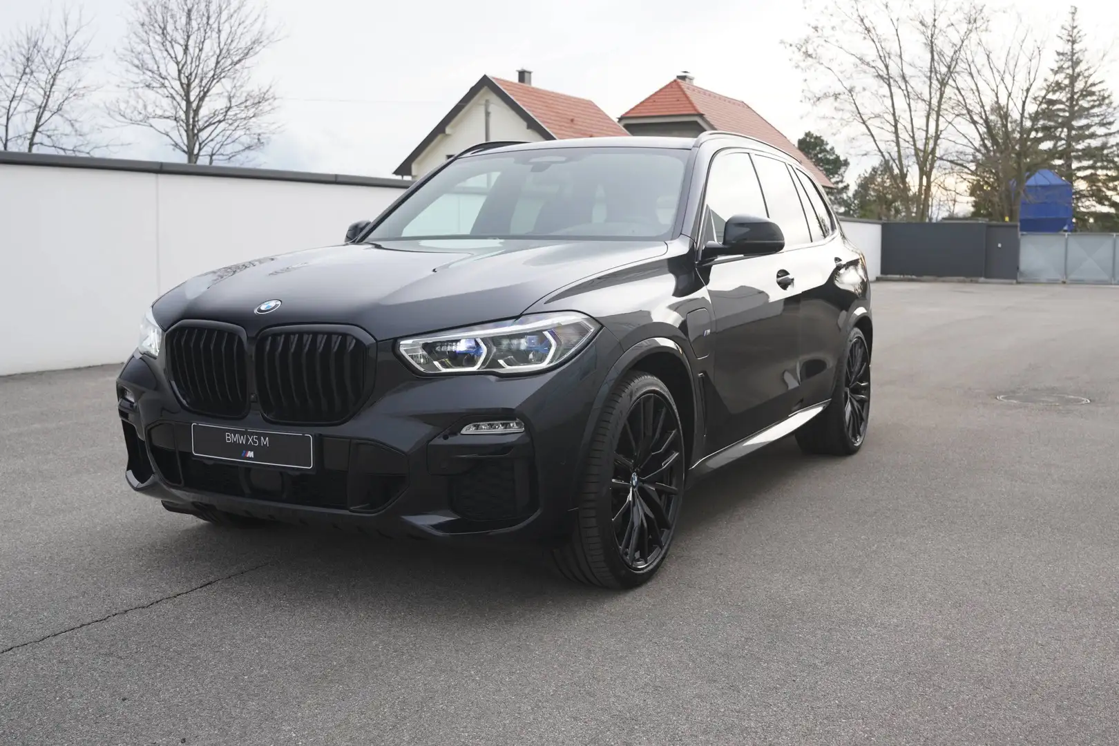 BMW X5 xDrive 45e M Sport *M-Sitze*VOLL*FINANZIERUNG* Noir - 1