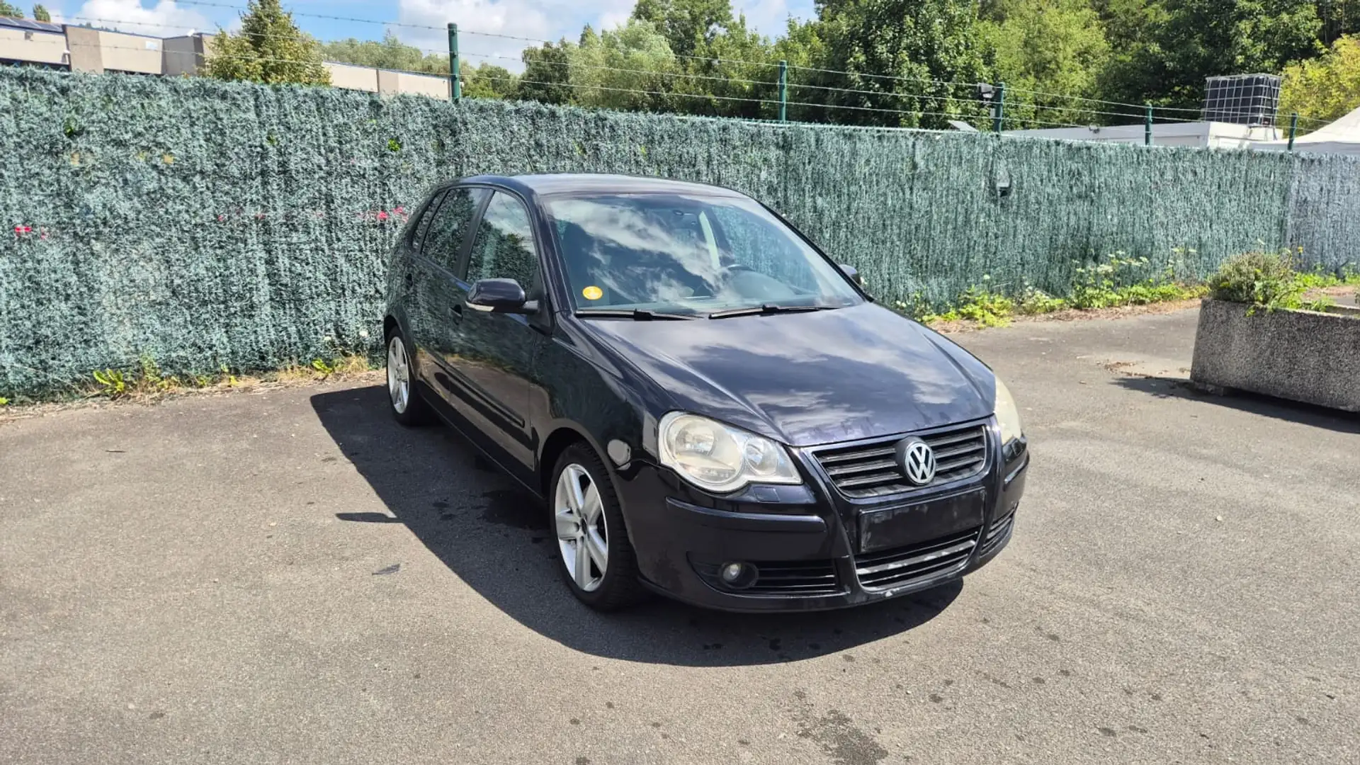 Volkswagen Polo Polo 1.9 TDi Trendline Black - 1