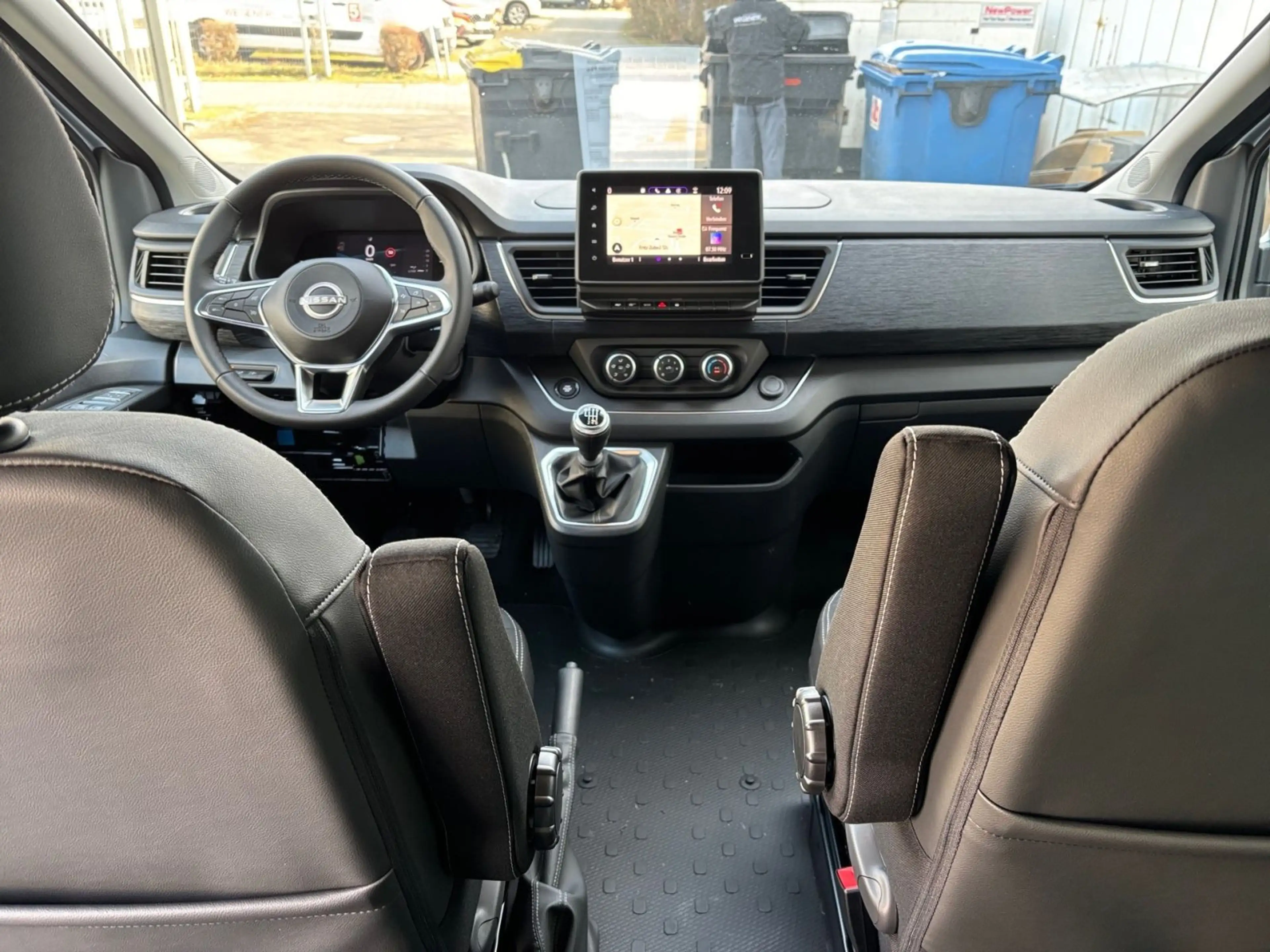 Nissan Primastar TEKNA Kombi L1H1 dci150 HK BES+ Design — photo 14
