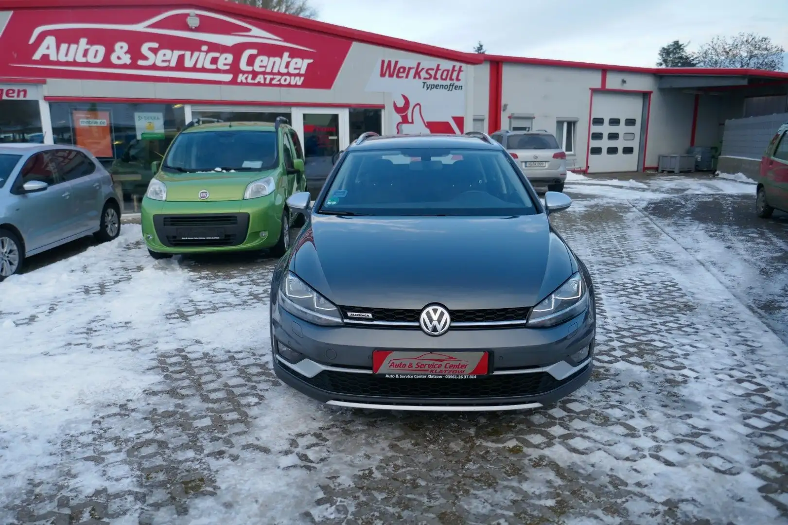 Volkswagen Golf VII 2.0 TDI BMT 4MOTION Alltrack Grau - 2