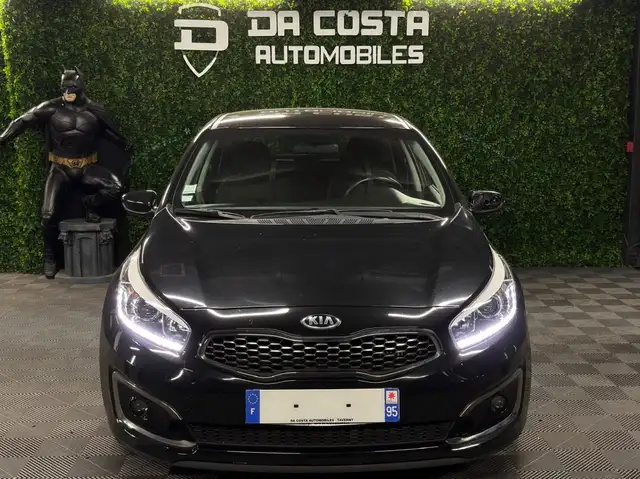 Kia Ceed view 3