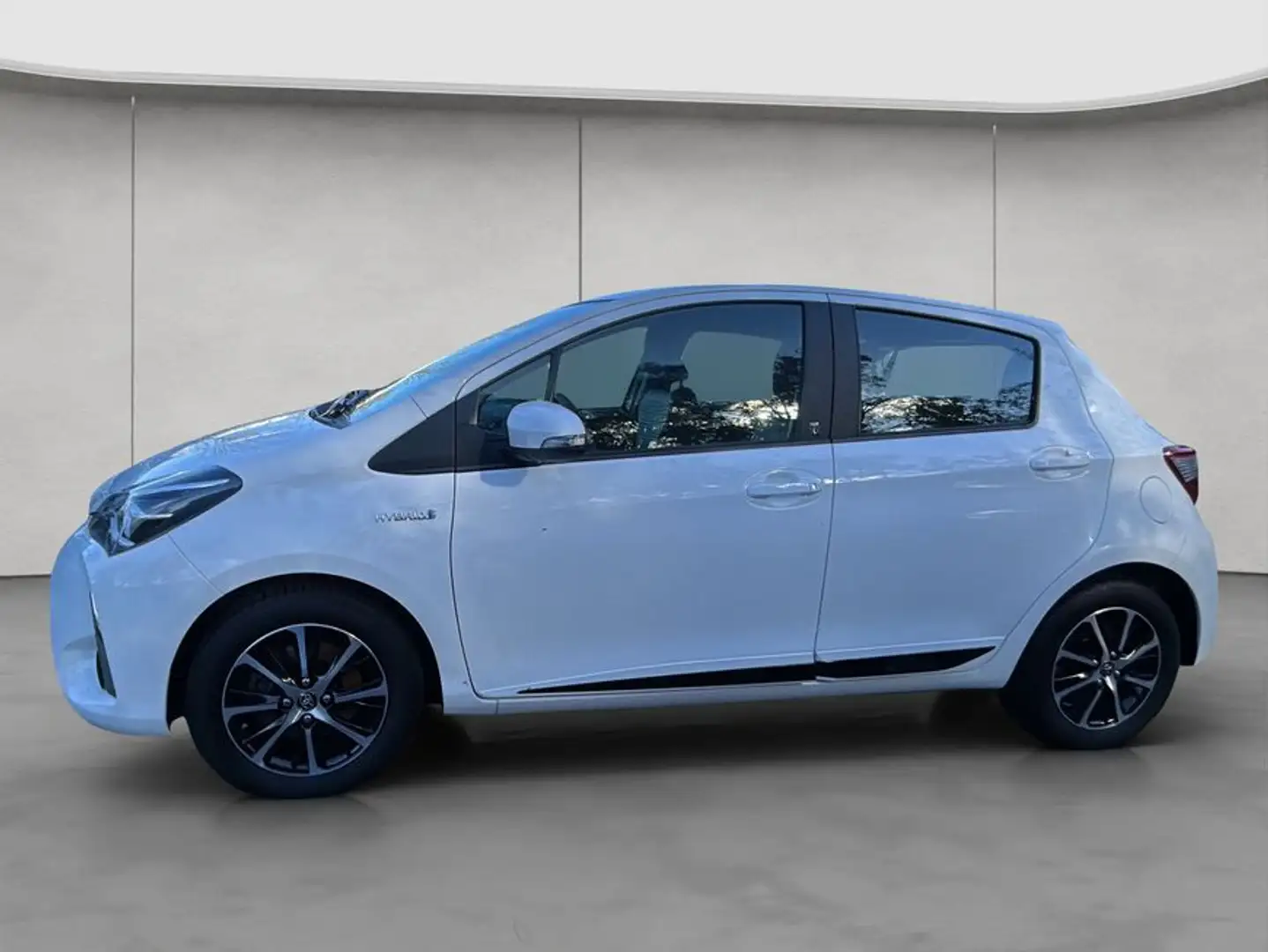 Toyota Yaris Hybrid 1.5 VVT-i Team D Zentral, Klima Blanco - 2