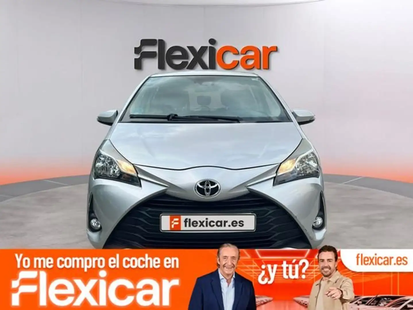 Toyota Yaris 1.0 Active Gris - 1