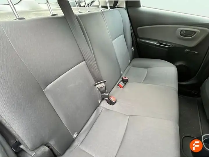 Toyota Yaris 1.0 Active 2020, foto 15