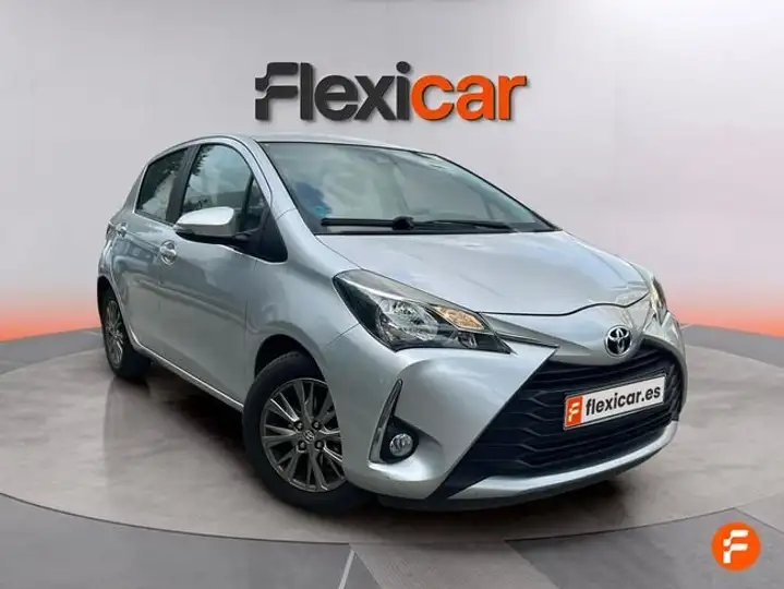 Toyota Yaris 1.0 Active 2020, foto 2
