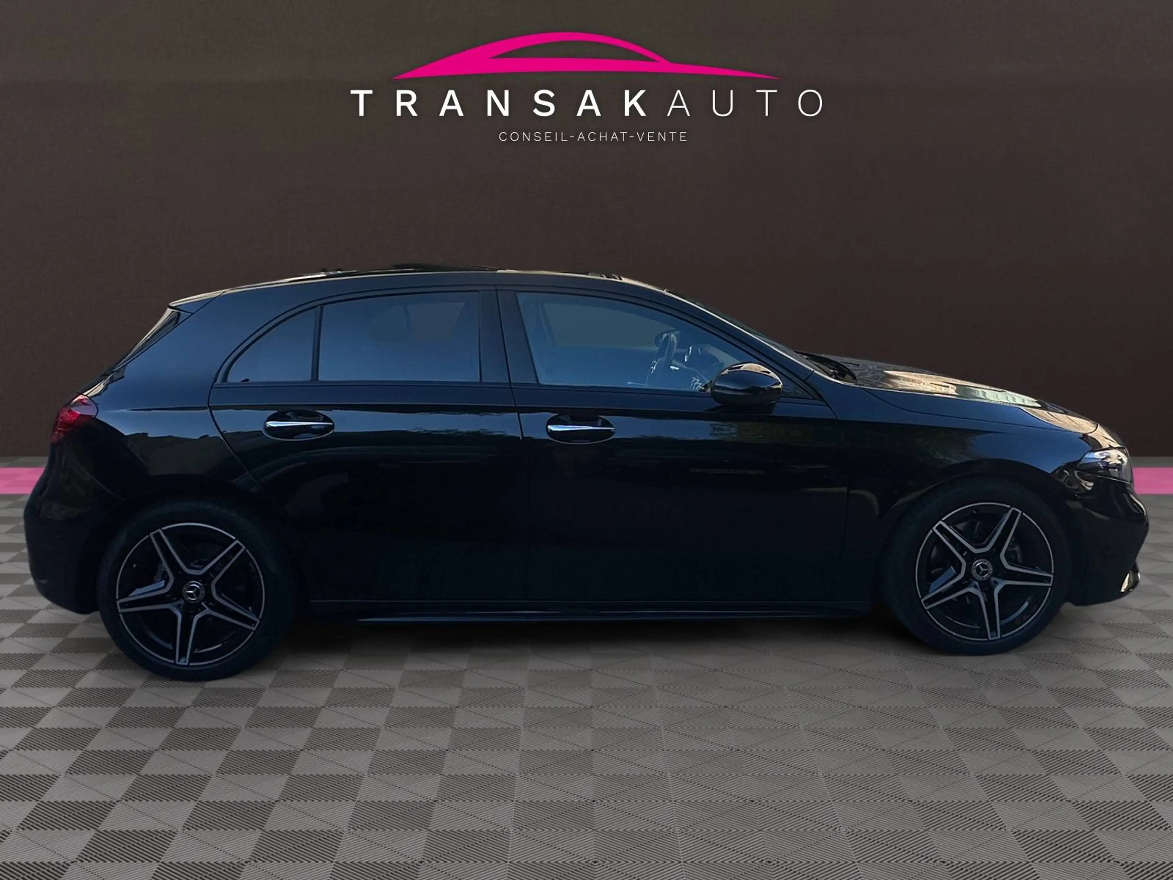 Mercedes-Benz A 180 A 180 AMG Line AMG Line/garantie Mercedes jusqu'en 2028. — photo 2