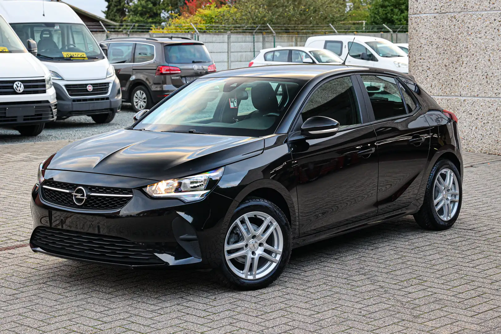 Opel Corsa NAVIGATIE*APPLE-CARPLAY*ACHTERUITRIJCAMERA*AIRCO* Noir - 1