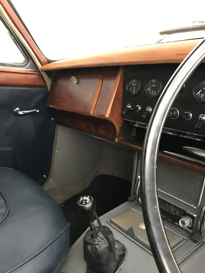 Jaguar MK II 2.4, foto 6