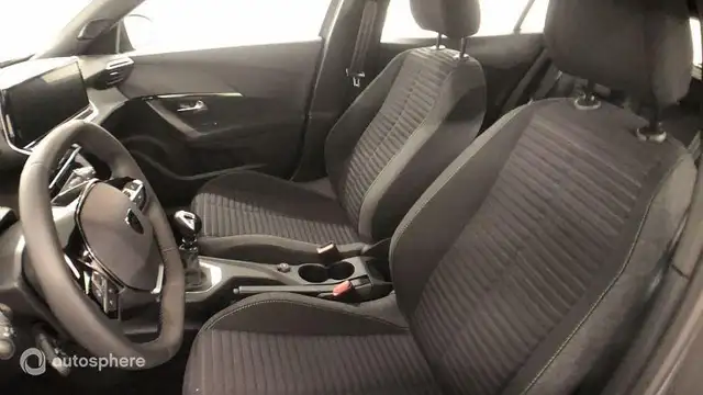 Peugeot 2008 view 13