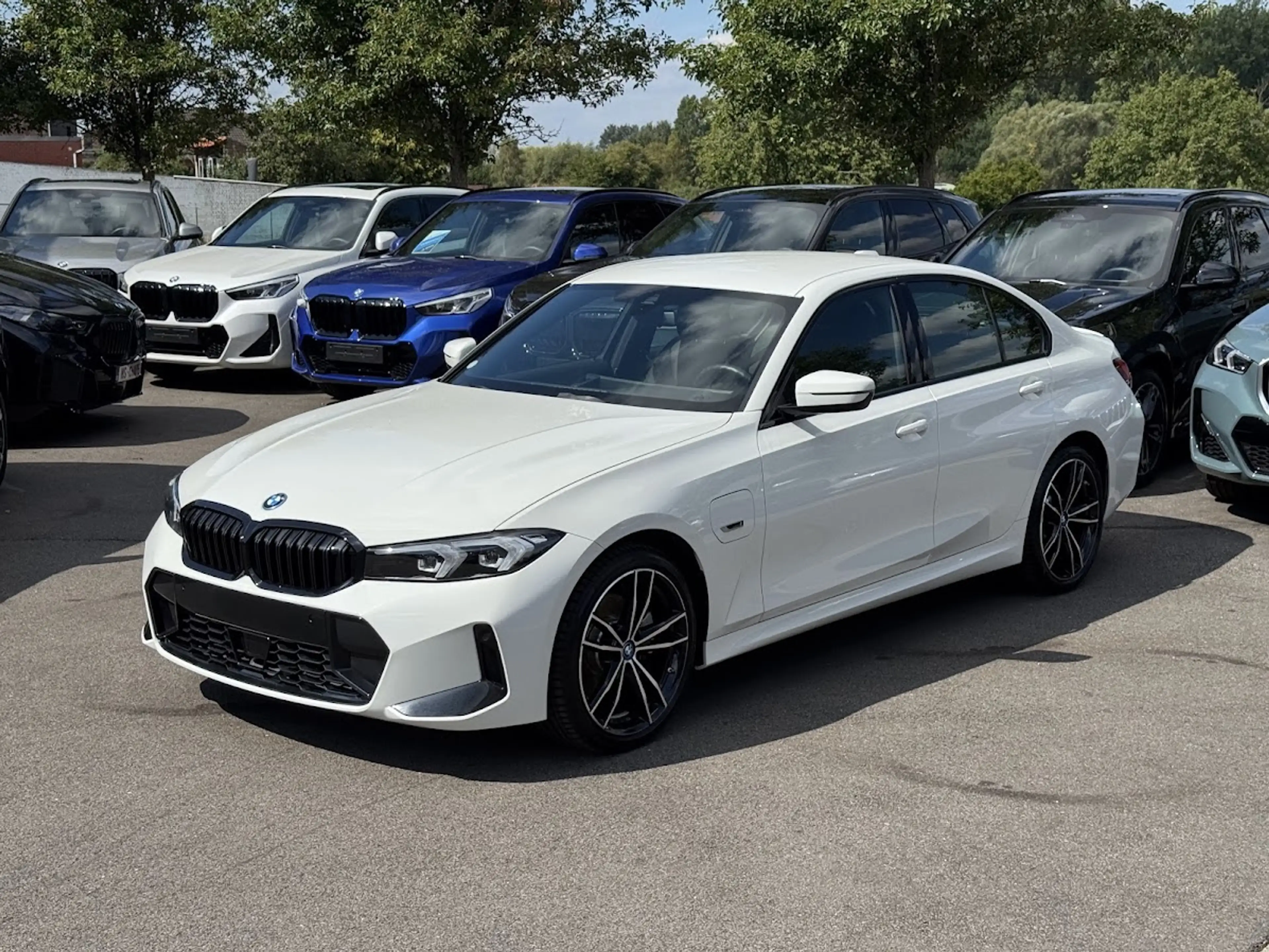 BMW 330 e xDrive sedan M Sport LCI / ADAP CRUISE / STUURVERW / CARPLAY / PDC / WIDESCREEN + — photo 3